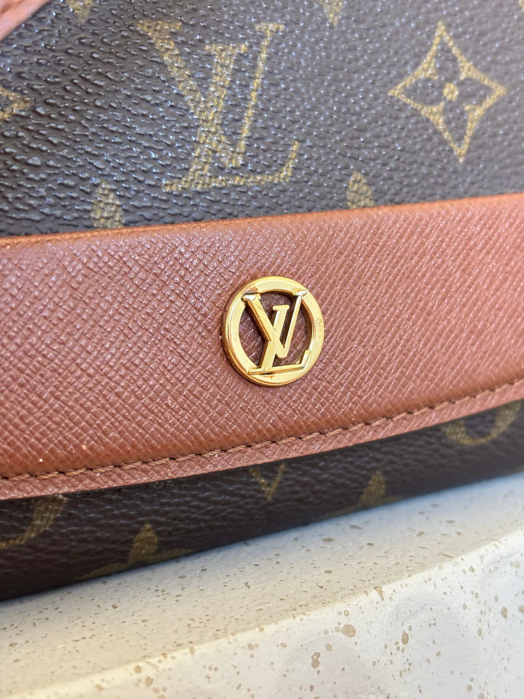 Louis Vuitton Pochette Bordeaux