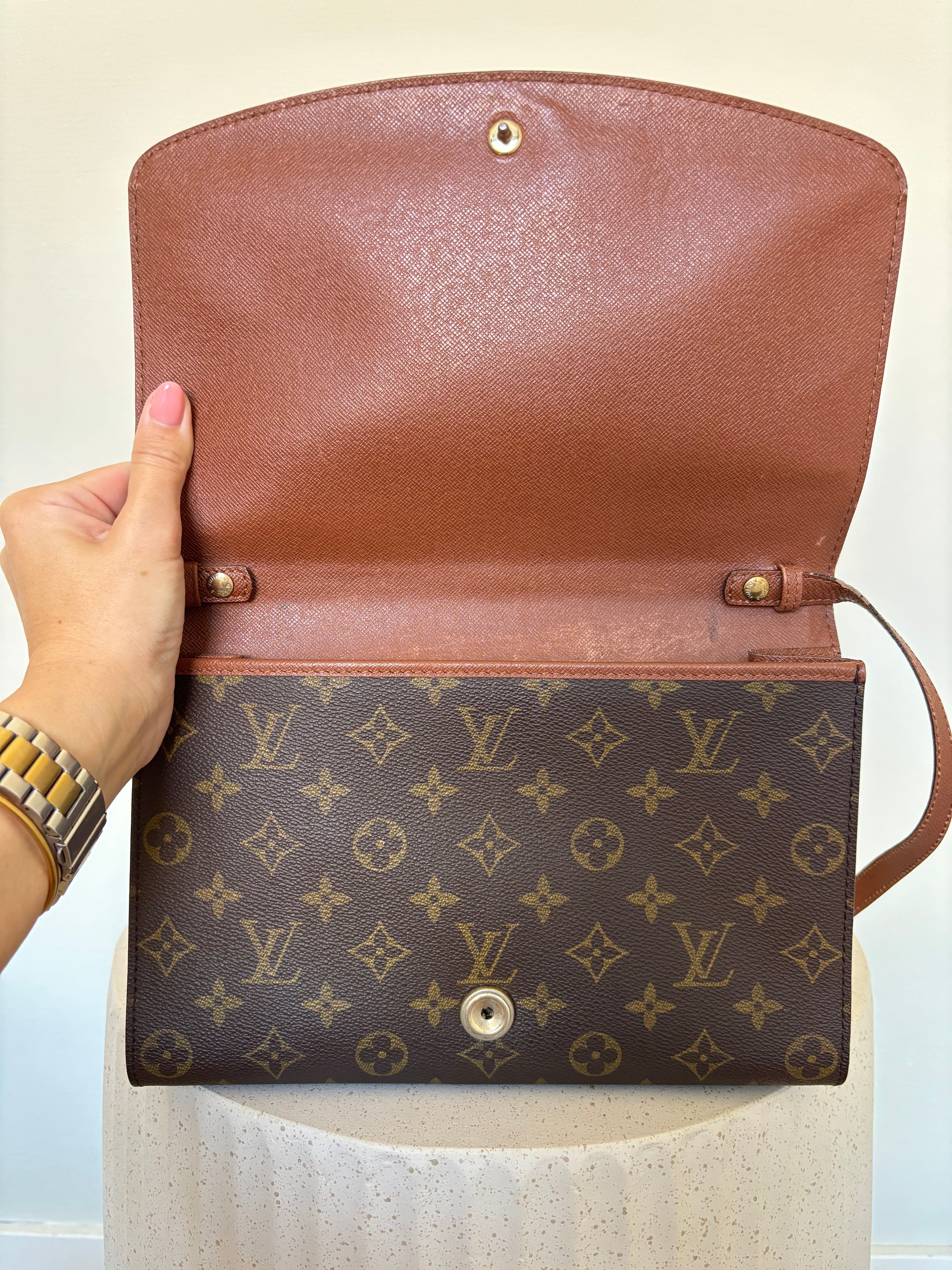 Louis Vuitton Pochette Bordeaux