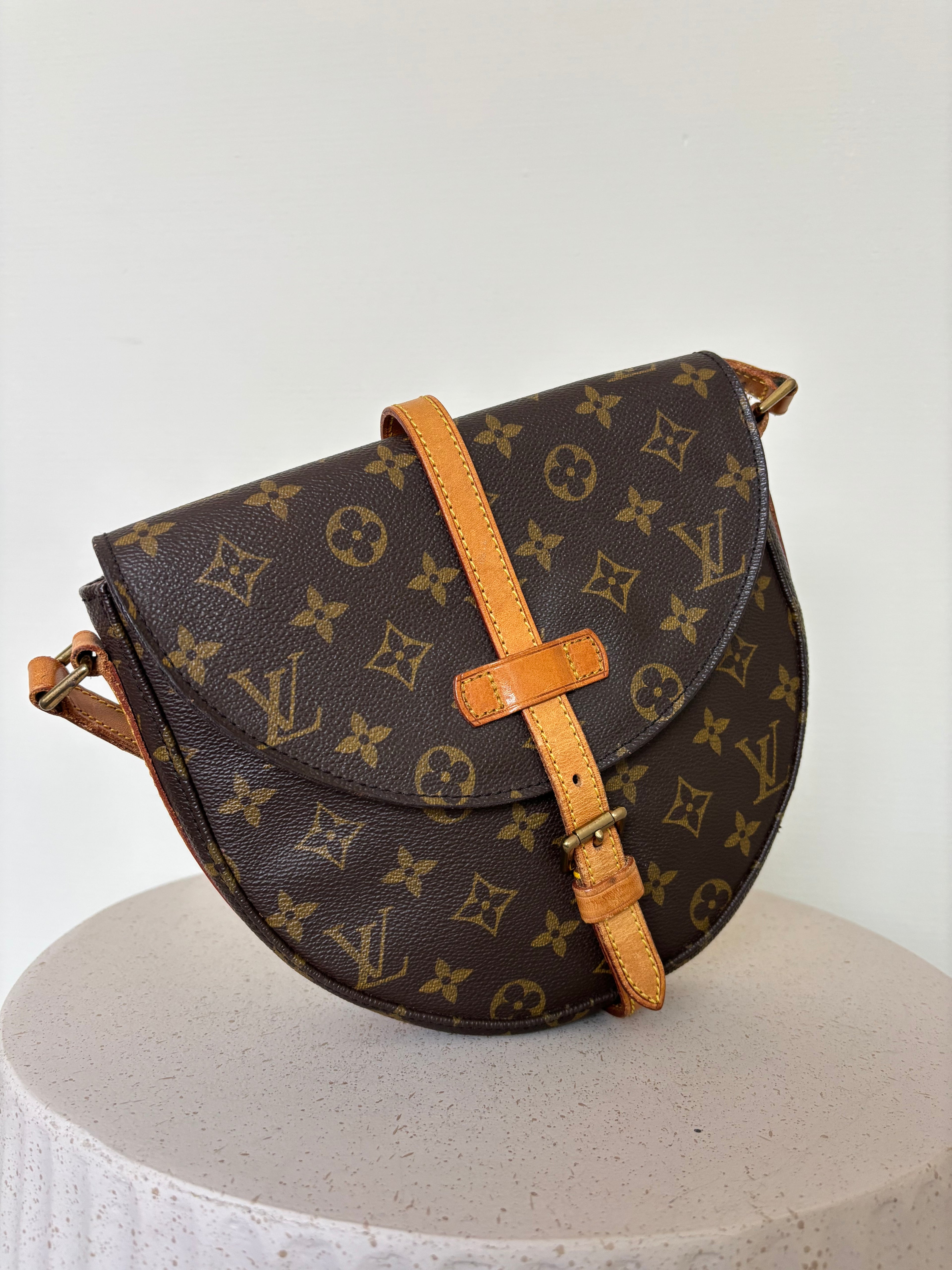Louis Vuitton Chantilly MM Crossbody