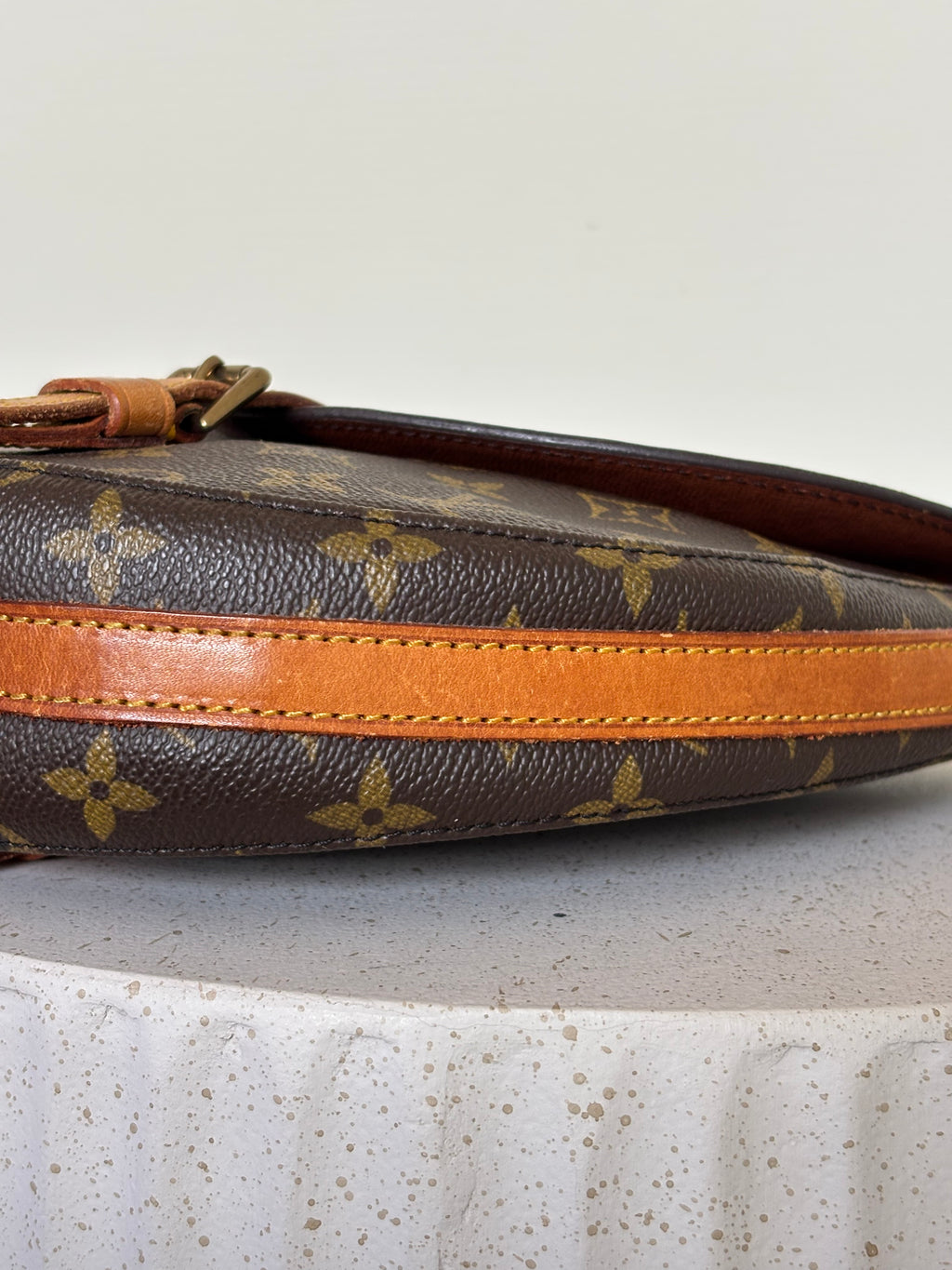 Louis Vuitton Chantilly MM Crossbody