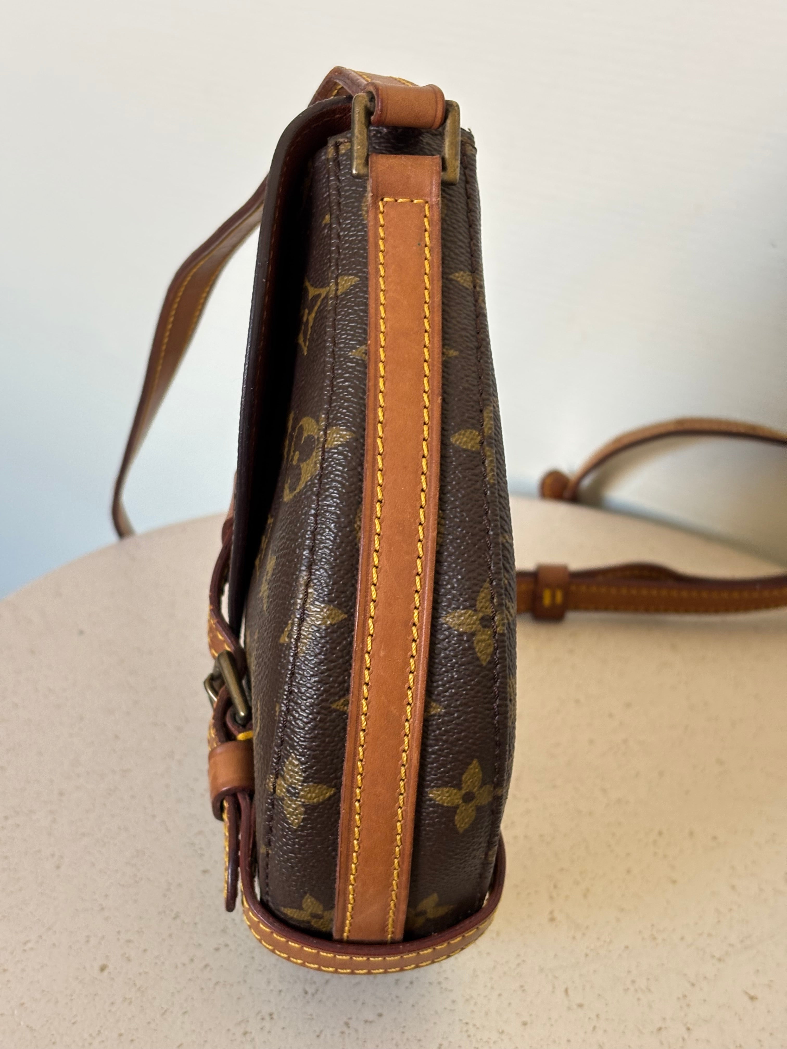 Louis Vuitton Chantilly PM