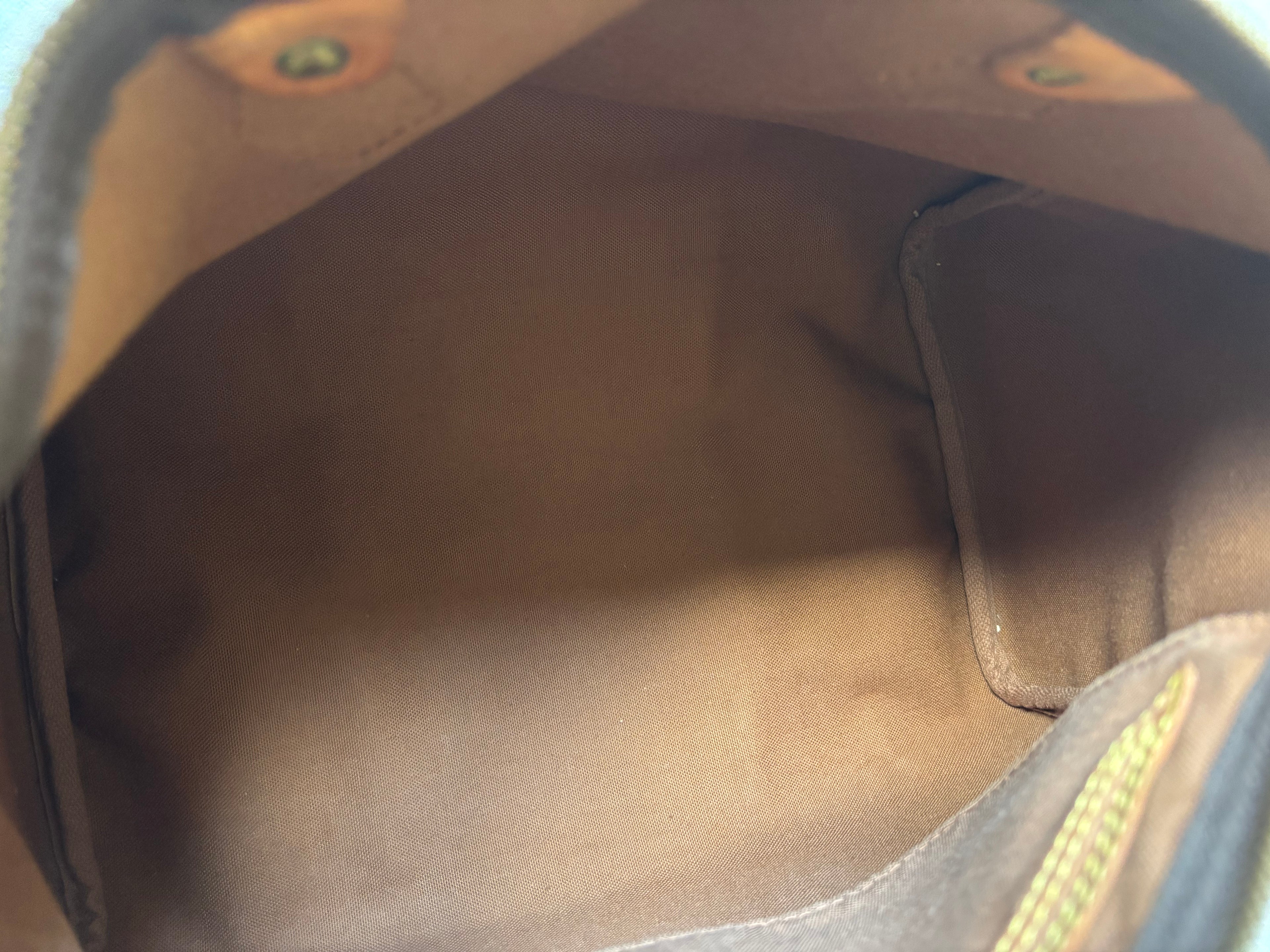 Louis Vuitton Speedy 30