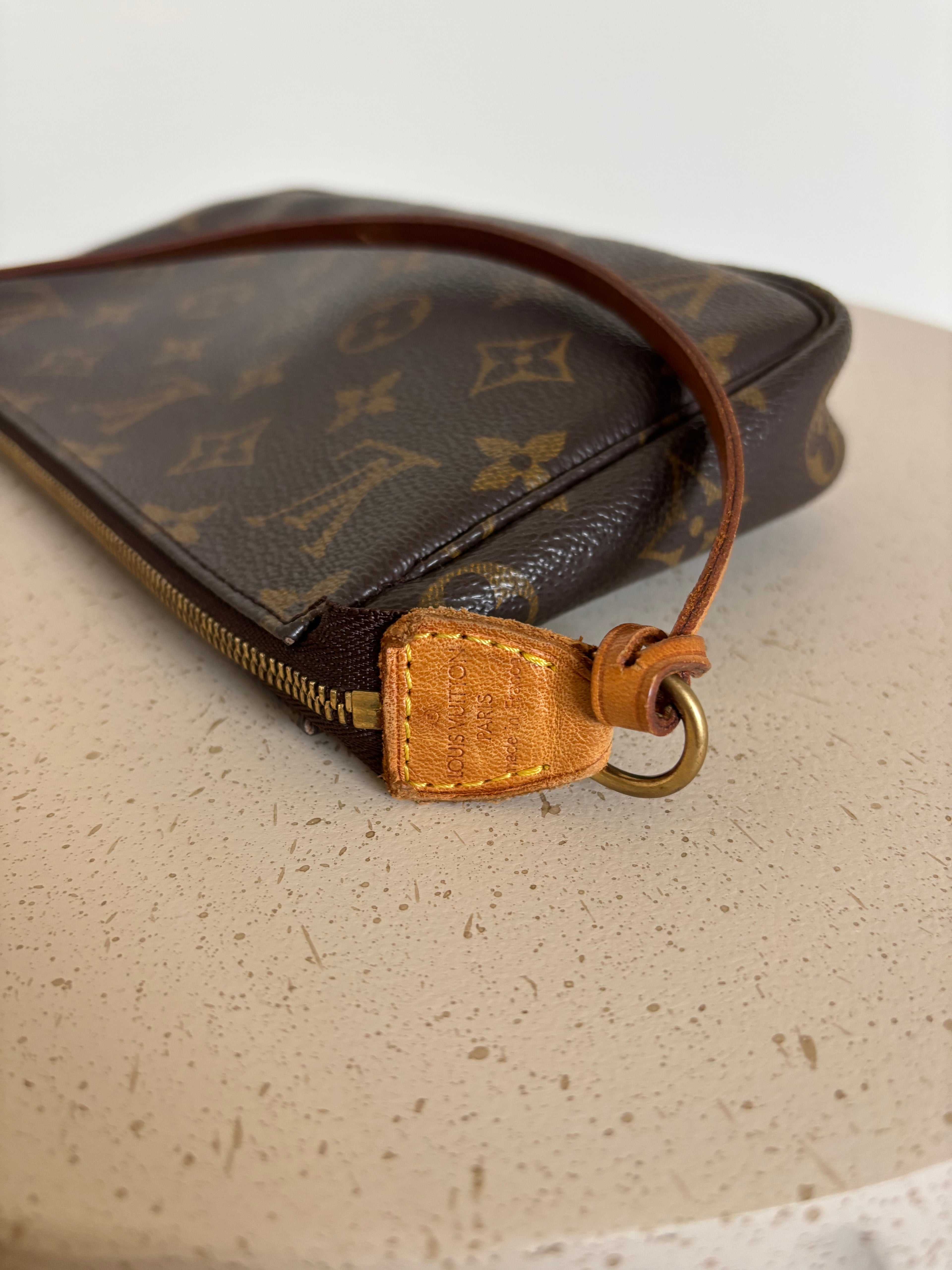 Louis Vuitton Pochette Accessoires