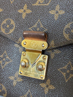 Louis Vuitton Pochette Metis