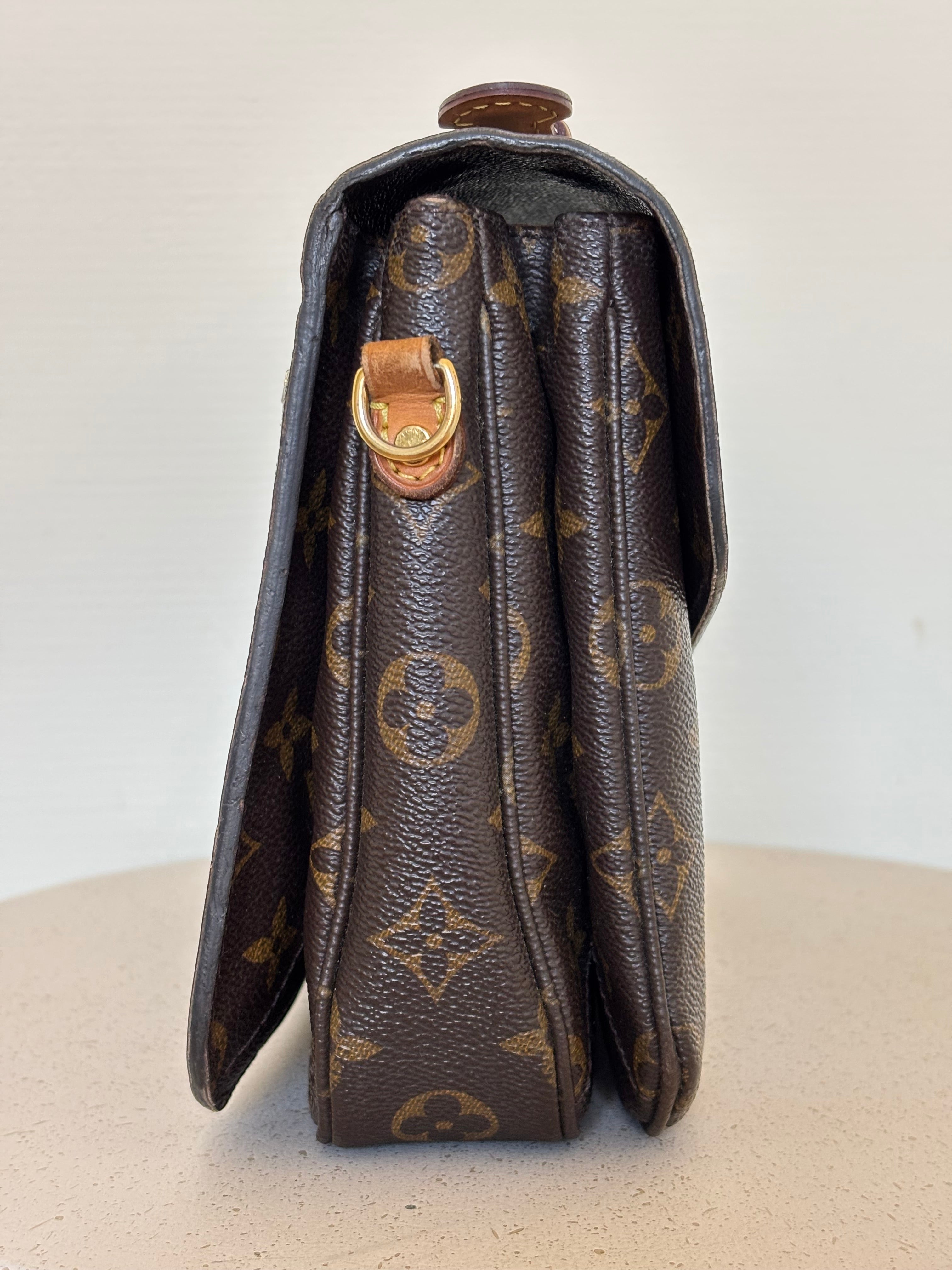 Louis Vuitton Pochette Metis