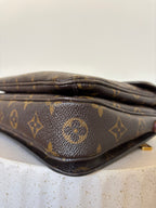 Louis Vuitton Pochette Metis