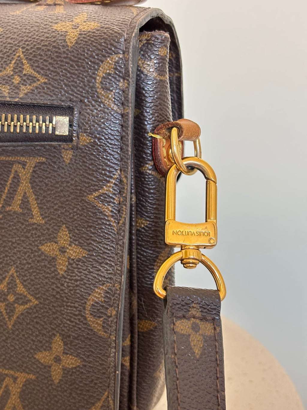 Louis Vuitton Pochette Metis