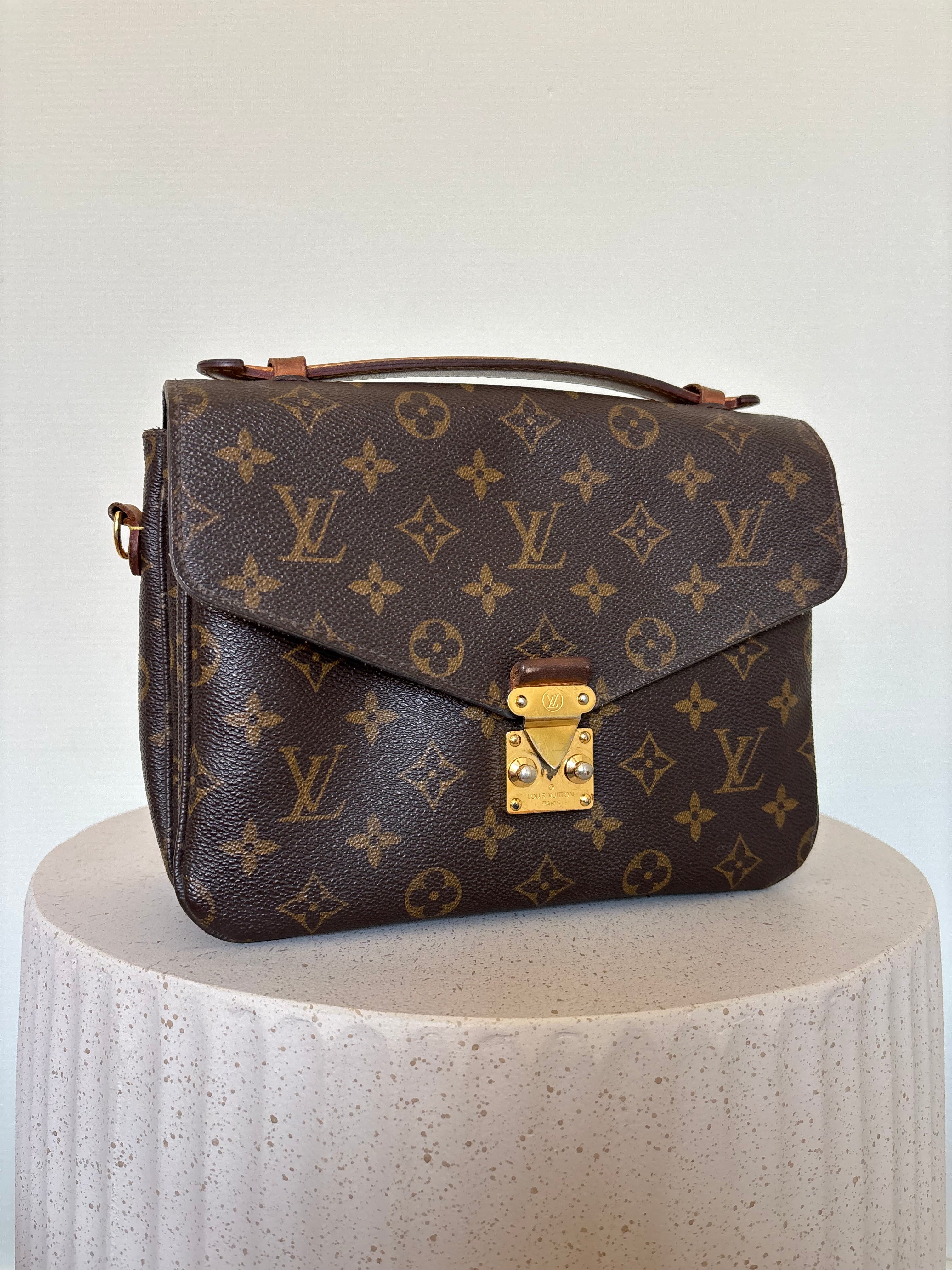 Louis Vuitton Pochette Metis
