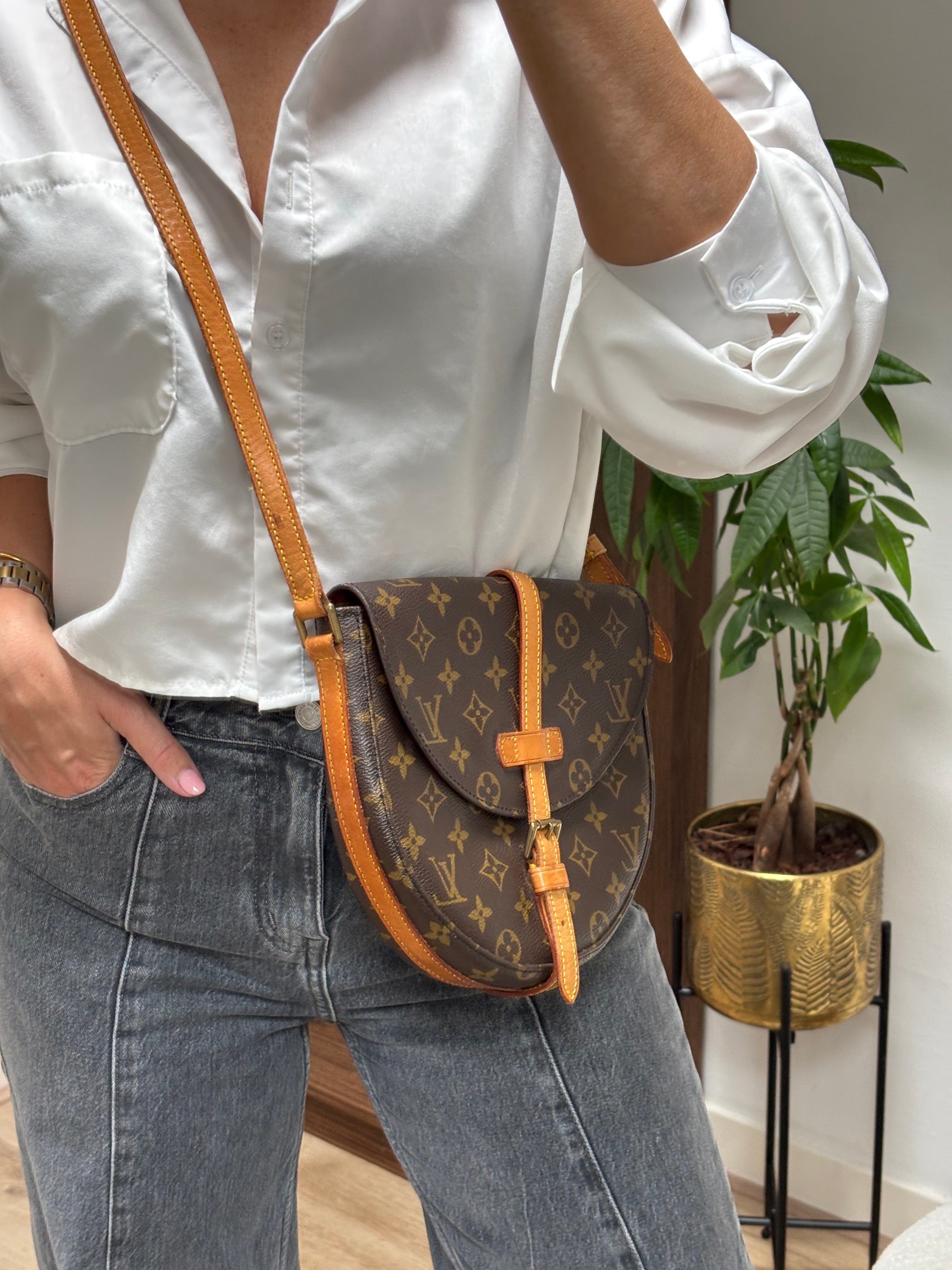 Louis Vuitton Chantilly MM Crossbody