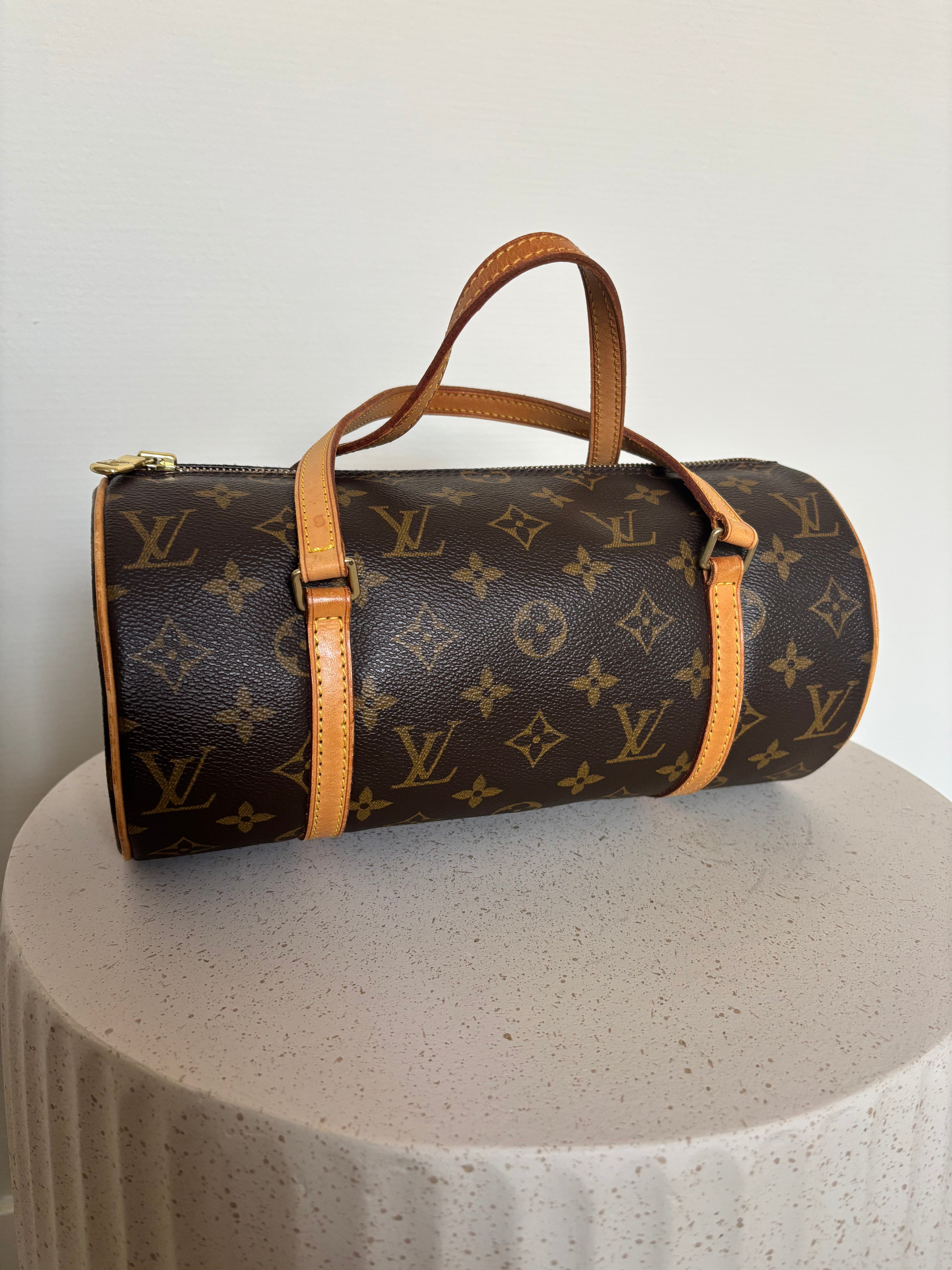 Louis Vuitton Papillon 26