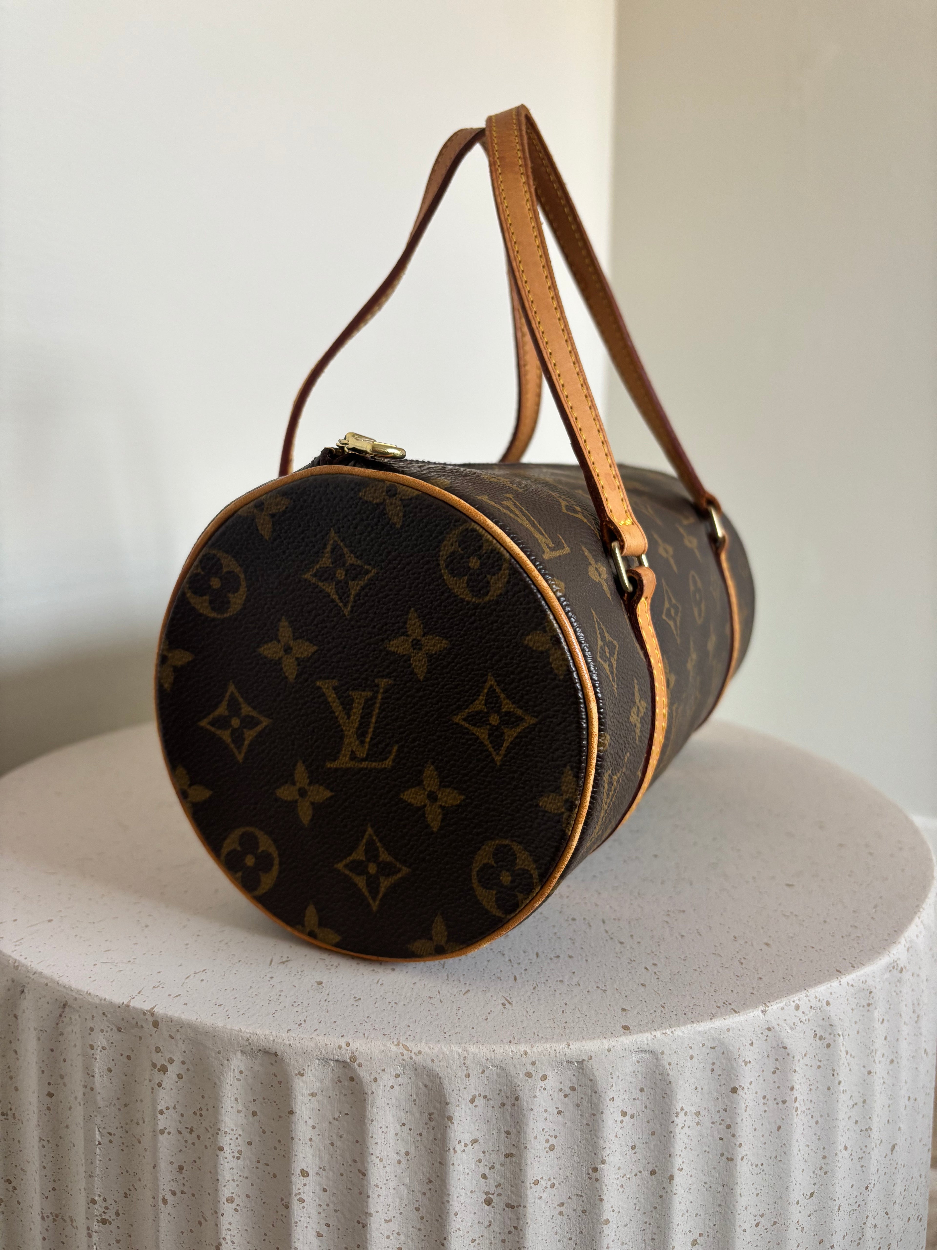 Louis Vuitton Papillon 26