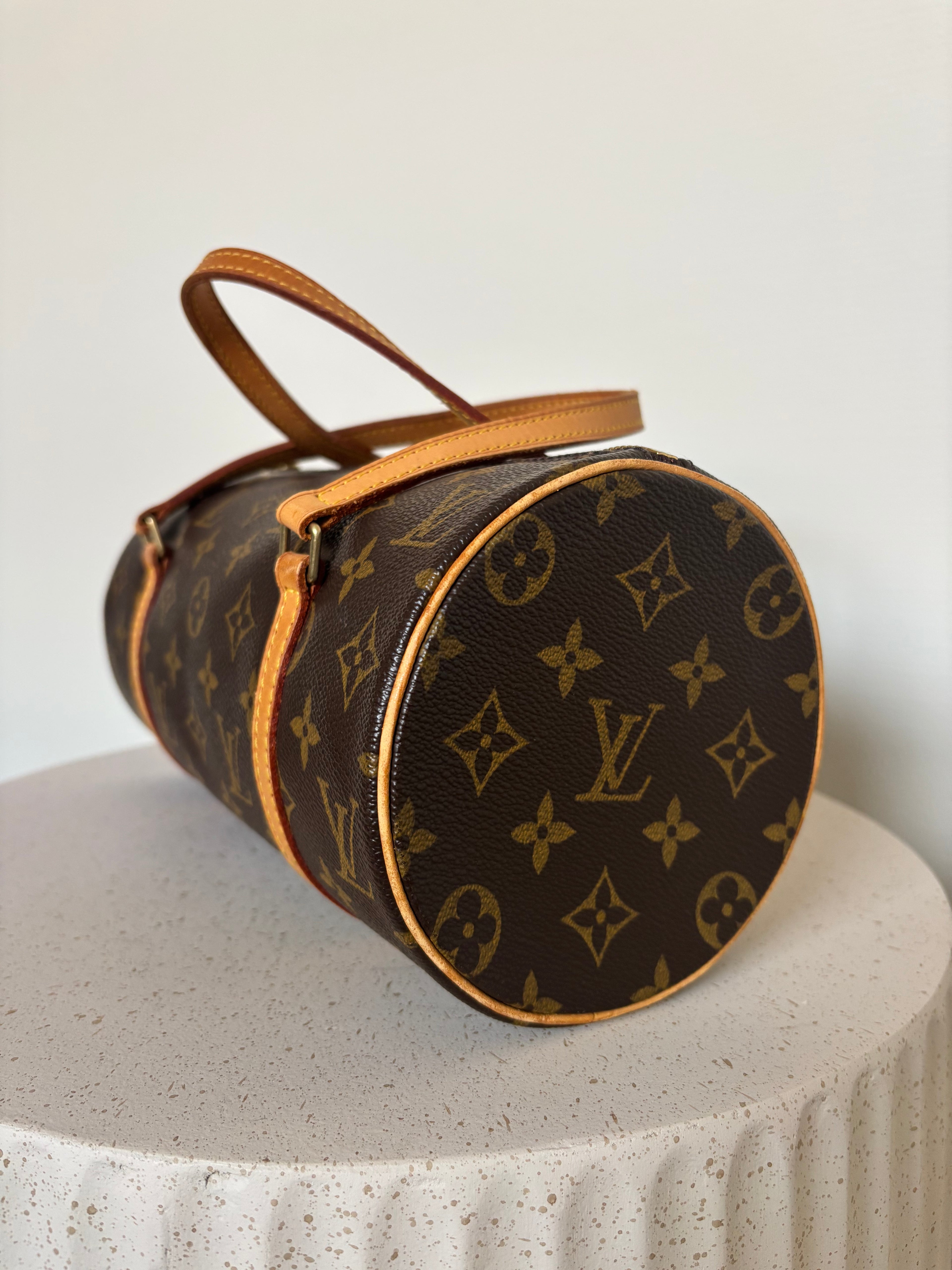 Louis Vuitton Papillon 26