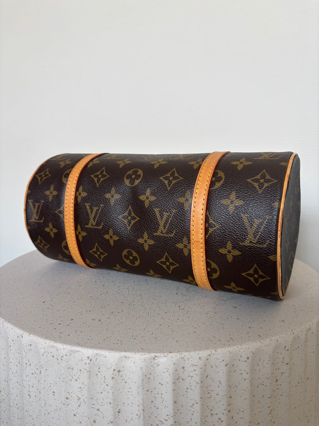 Louis Vuitton Papillon 26