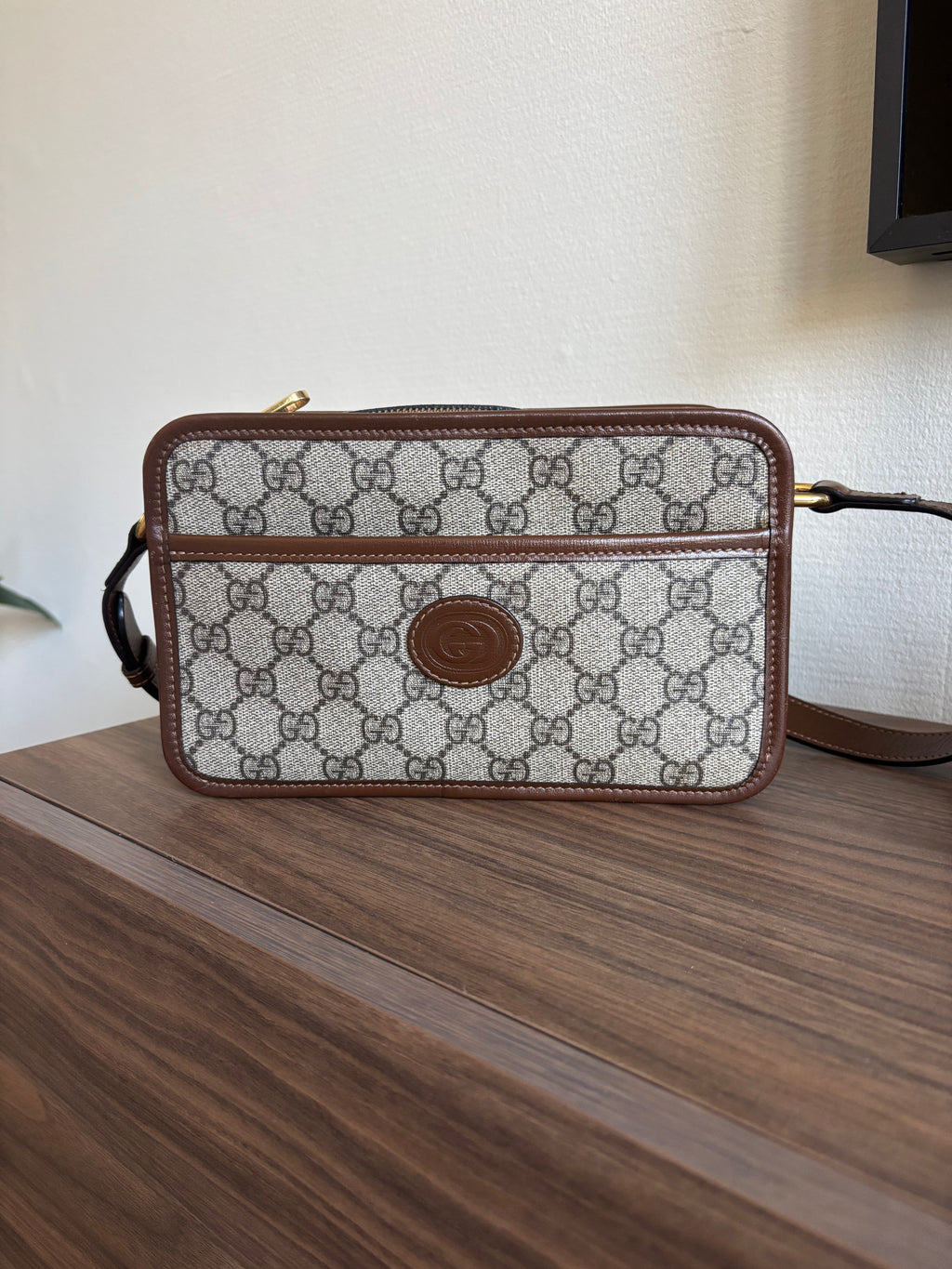 Gucci GG Supreme Crossbody Bag