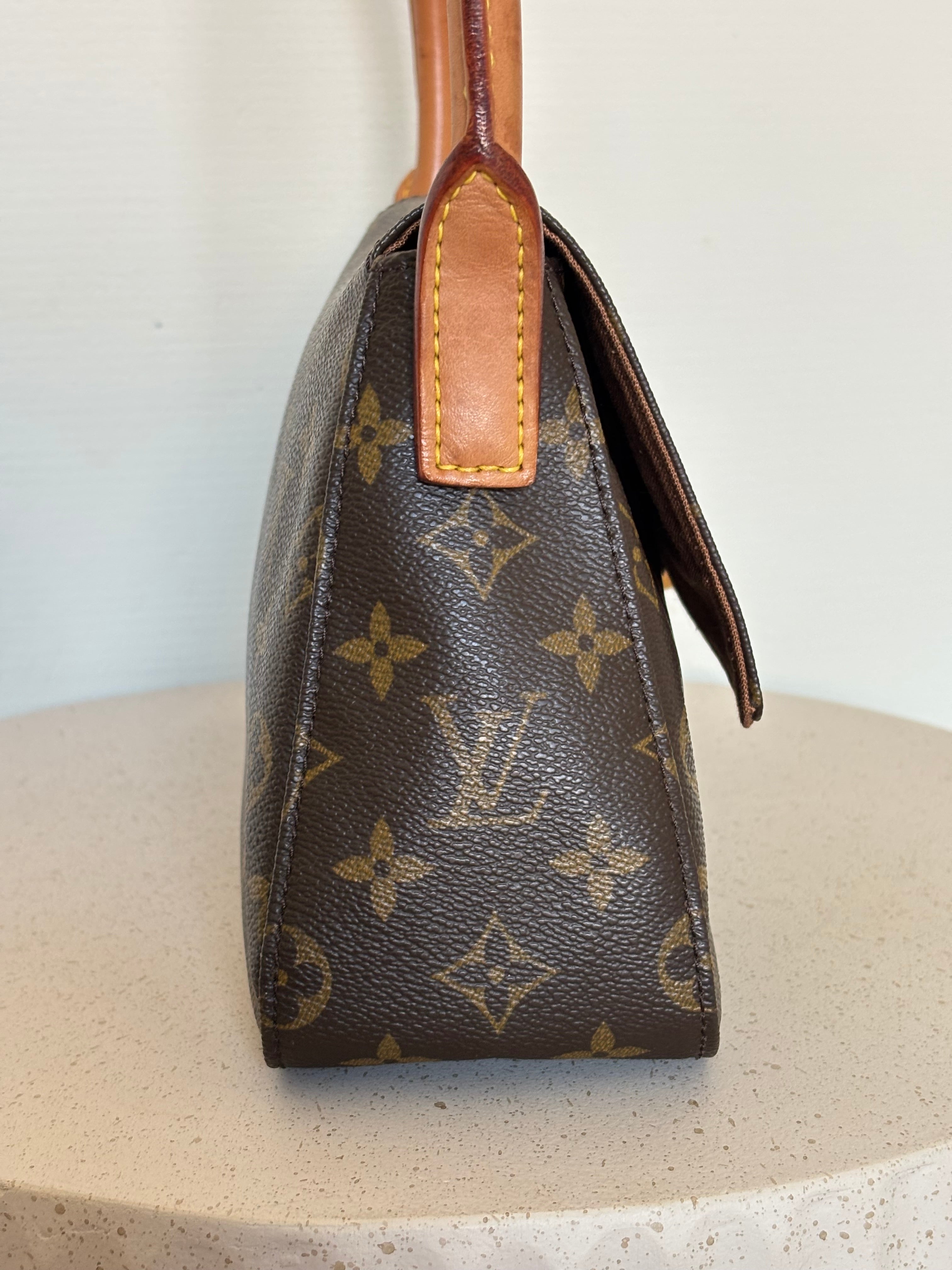 Louis Vuitton Mini Looping