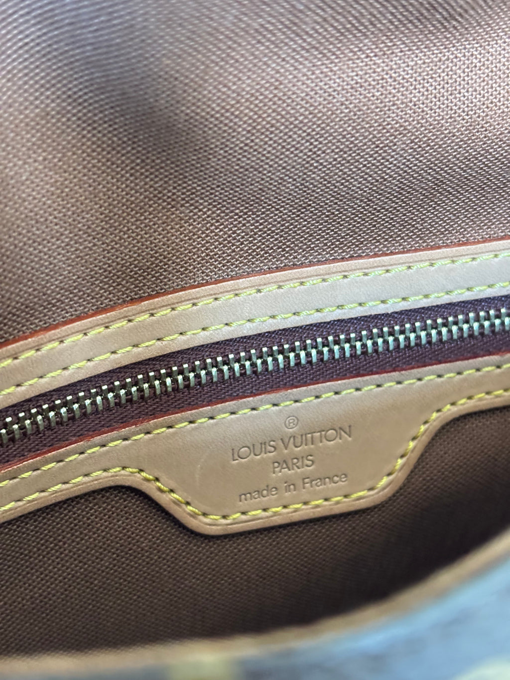 Louis Vuitton Mini Looping