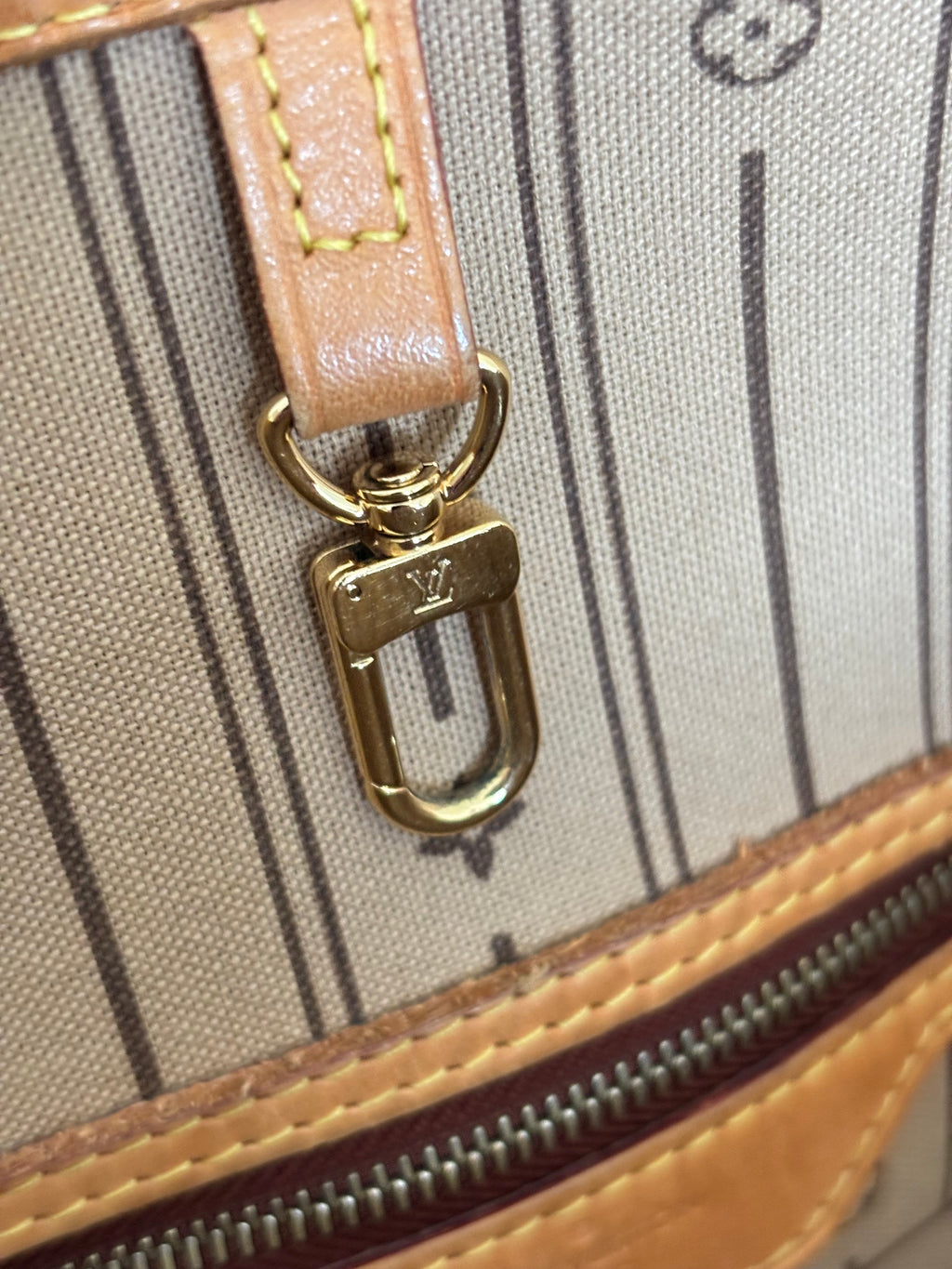 Louis Vuitton Neverfull MM Monogram