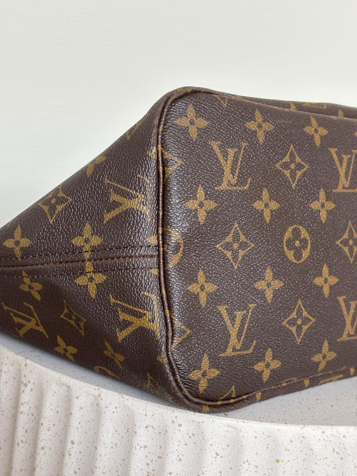 Louis Vuitton Neverfull MM Monogram
