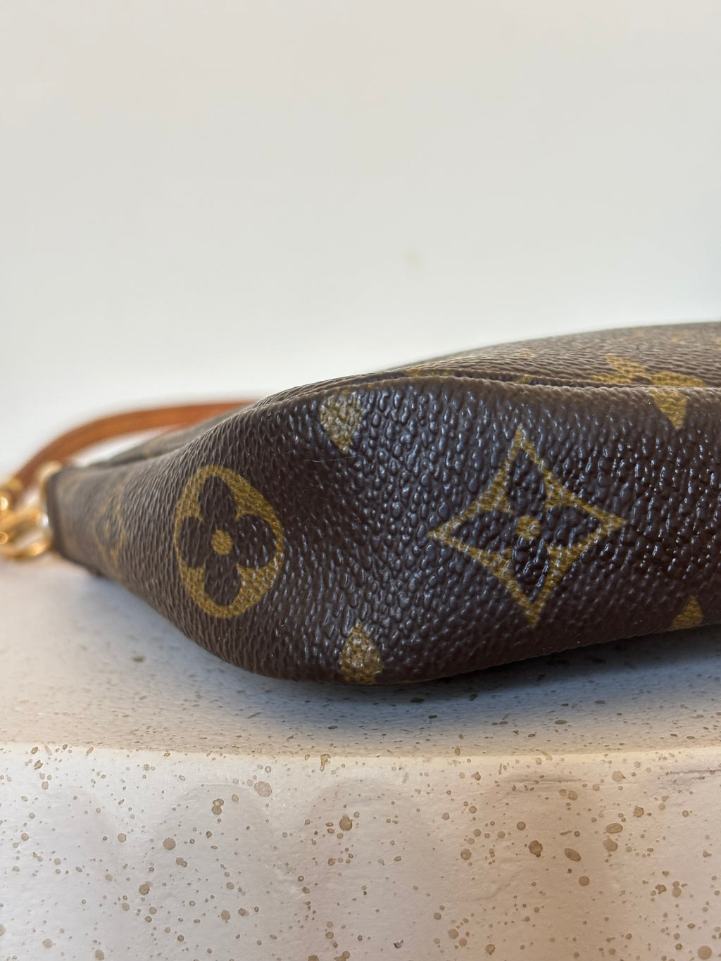 Louis Vuitton Pochette Accessoires