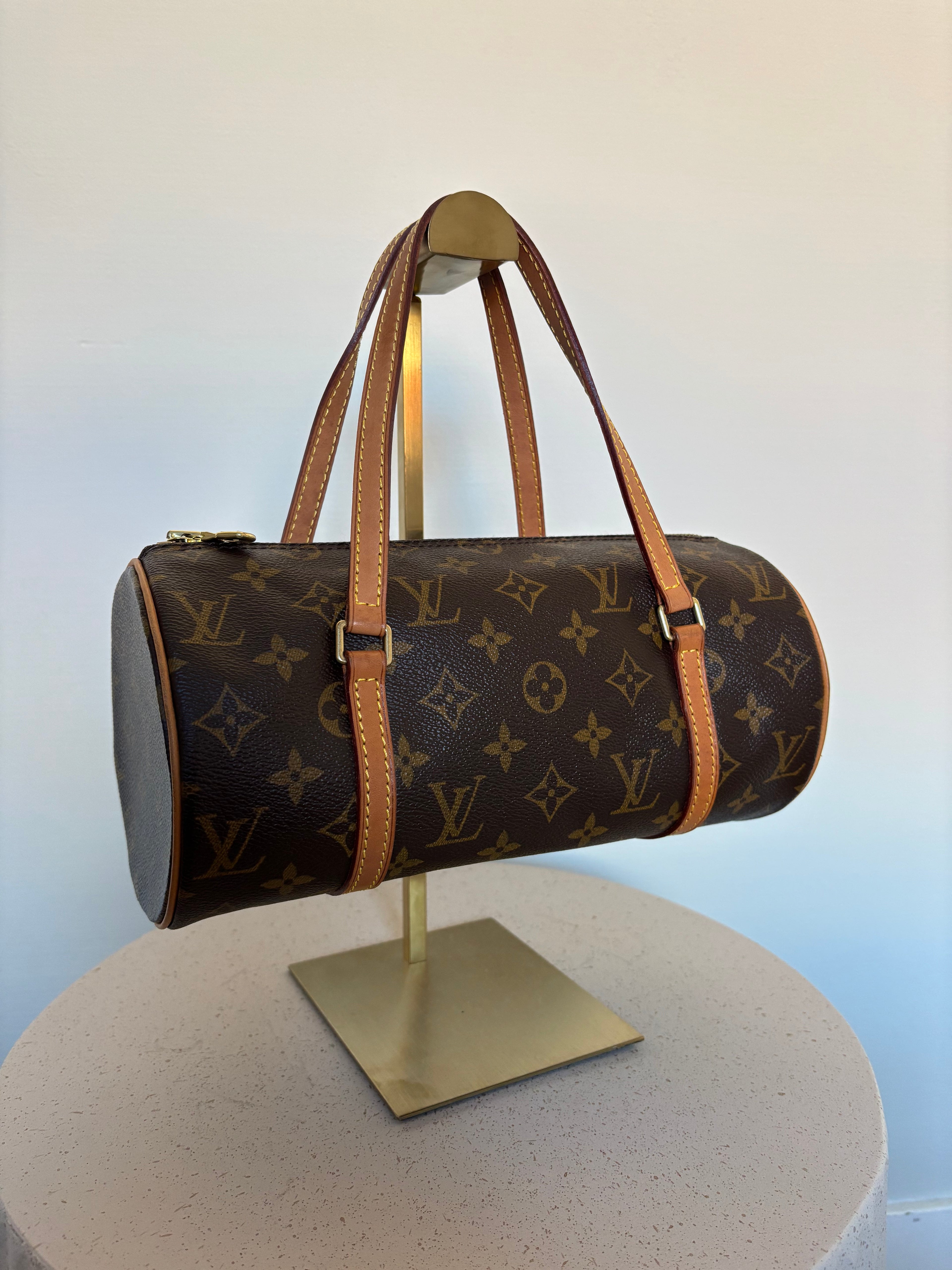 Louis Vuitton Papillon 26