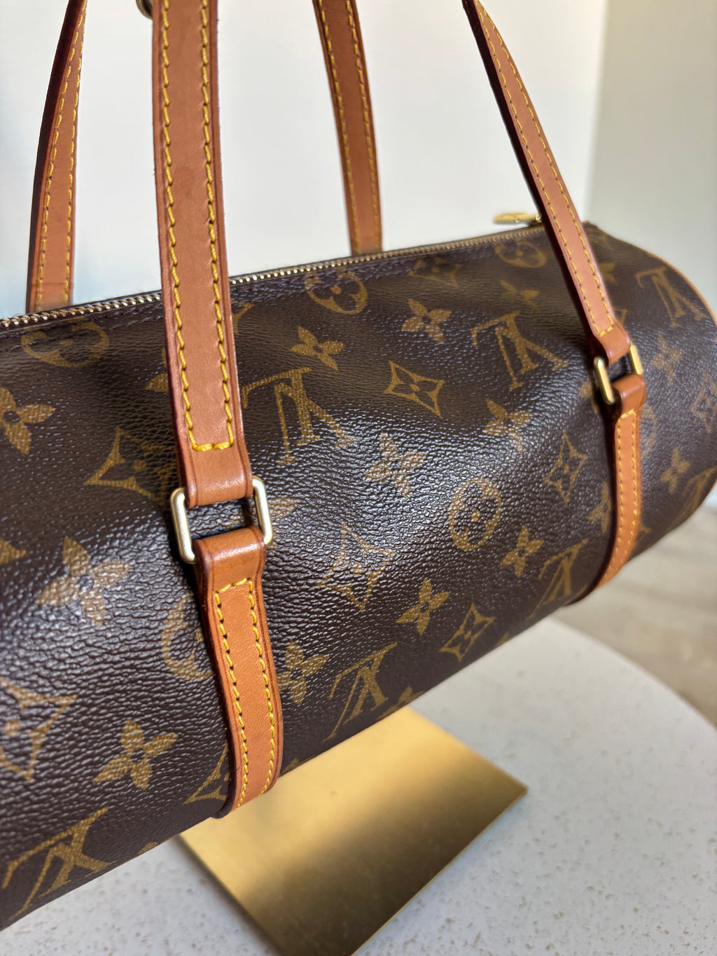 Louis Vuitton Papillon 26