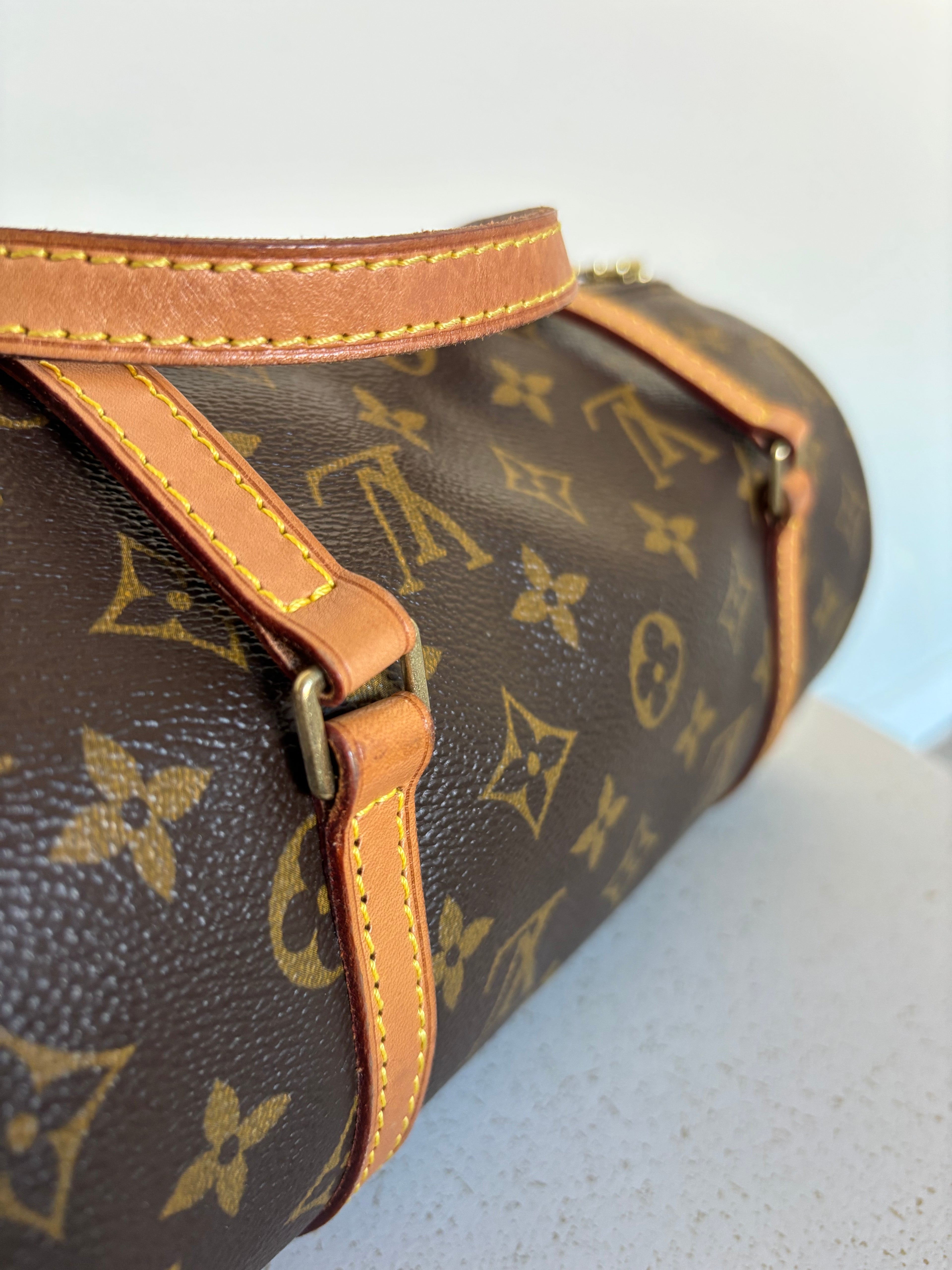 Louis Vuitton Papillon 26
