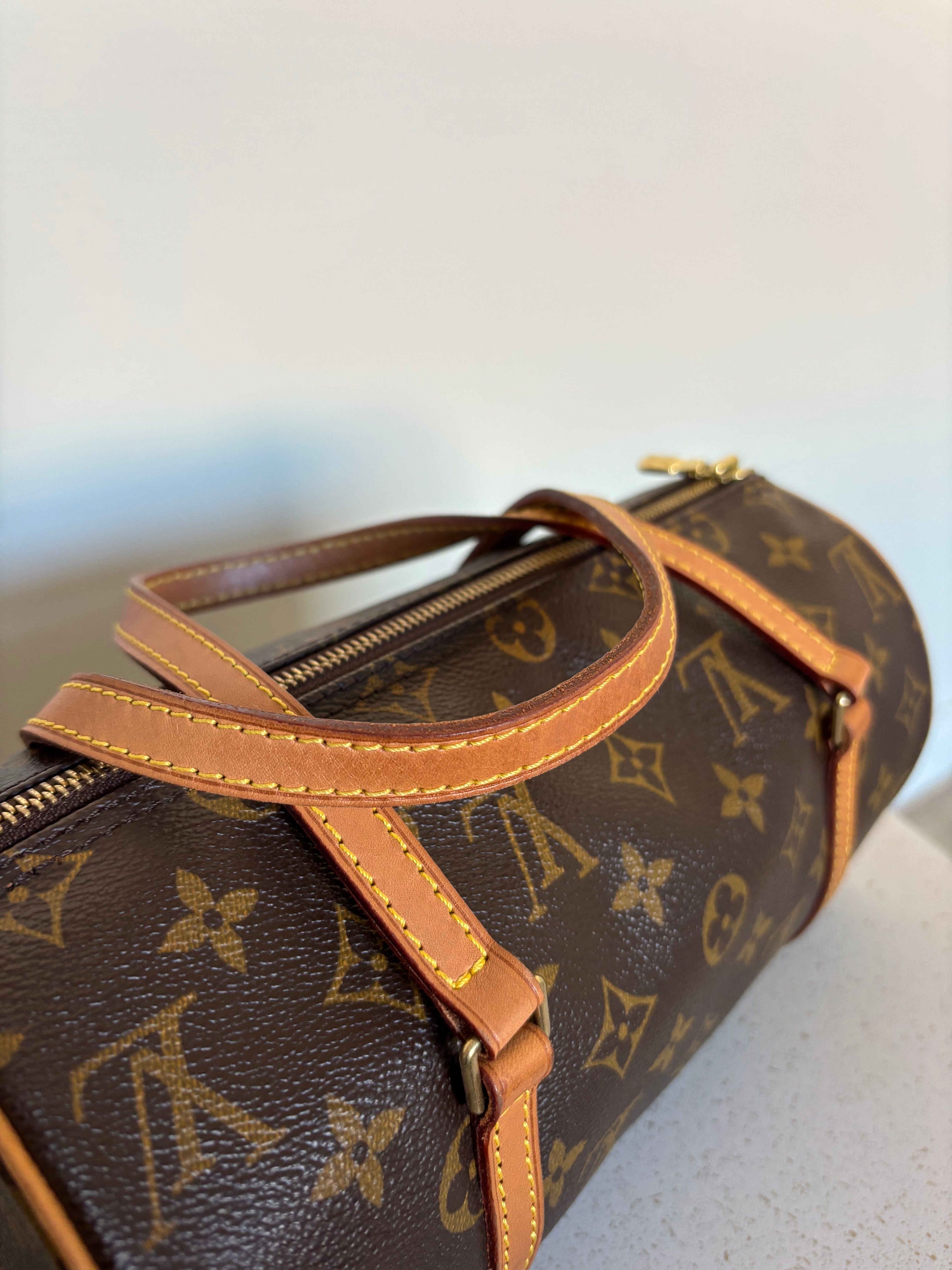 Louis Vuitton Papillon 26