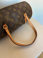 Louis Vuitton Papillon 26