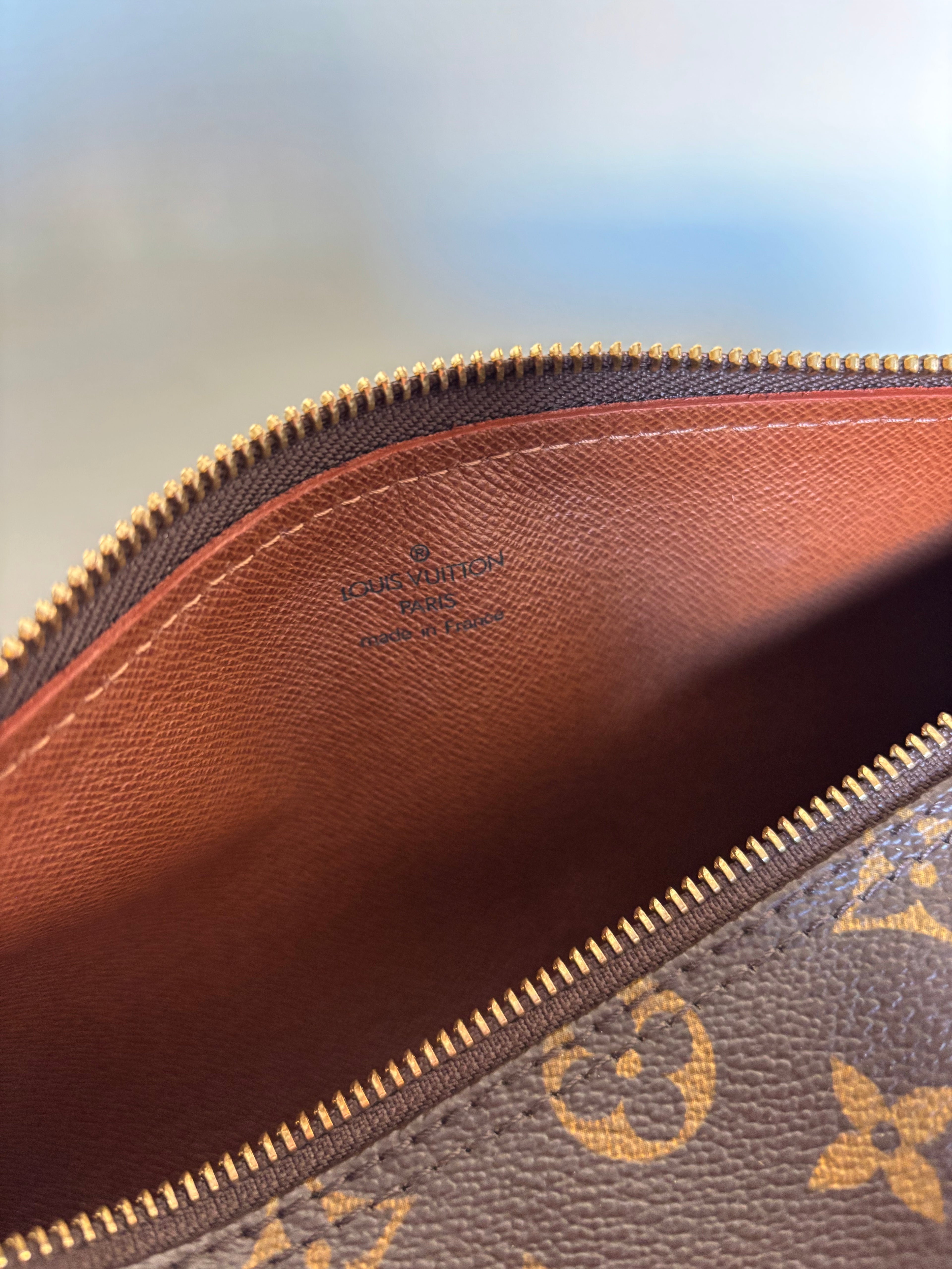 Louis Vuitton Papillon 26
