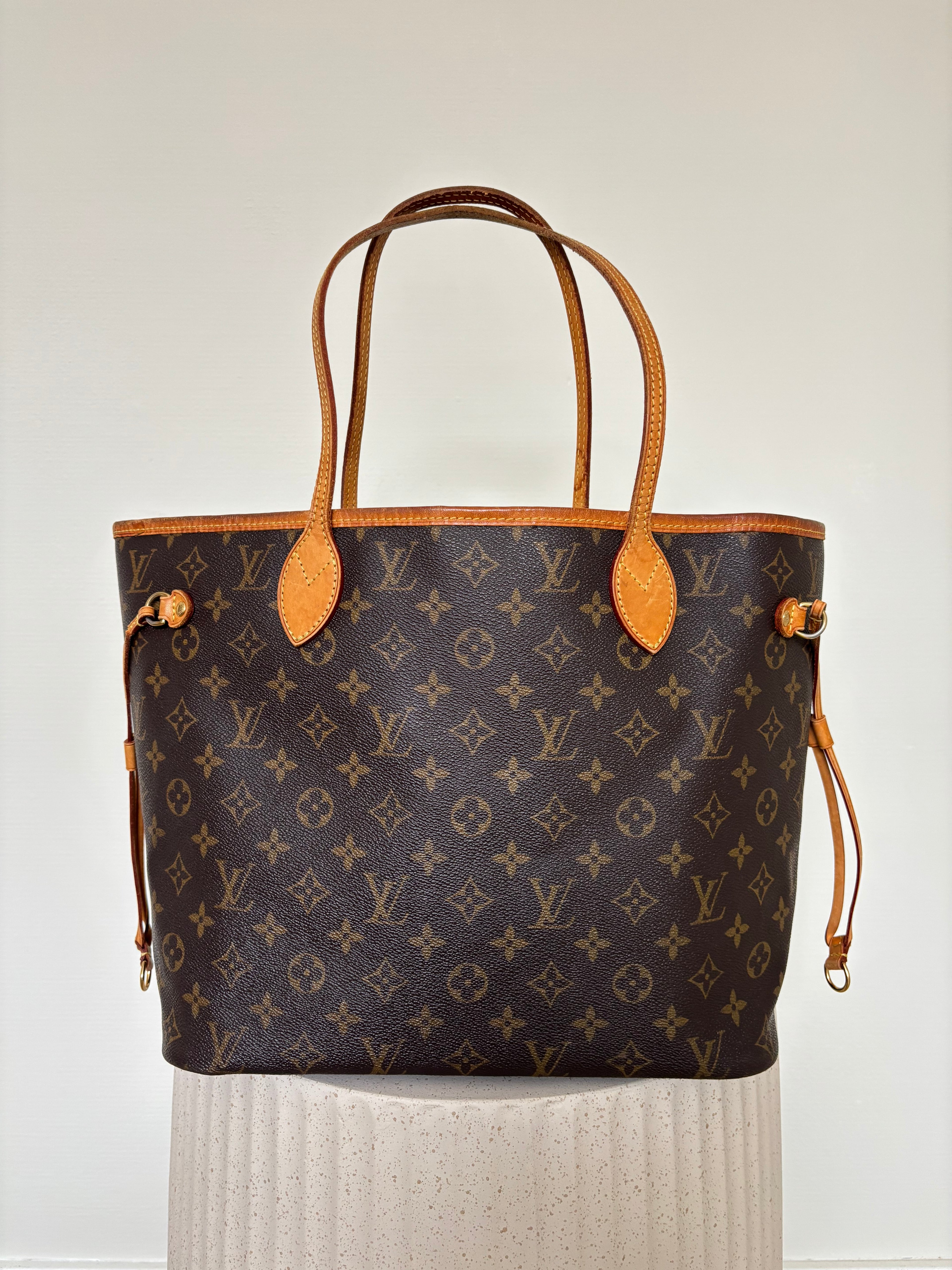 Louis Vuitton Neverfull MM Monogram