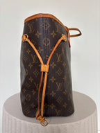 Louis Vuitton Neverfull MM Monogram