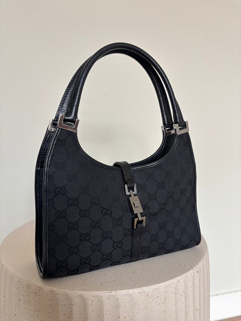 Gucci GG Jackie Bardot
