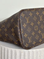 Louis Vuitton Neverfull MM Monogram
