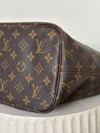 Louis Vuitton Neverfull MM Monogram