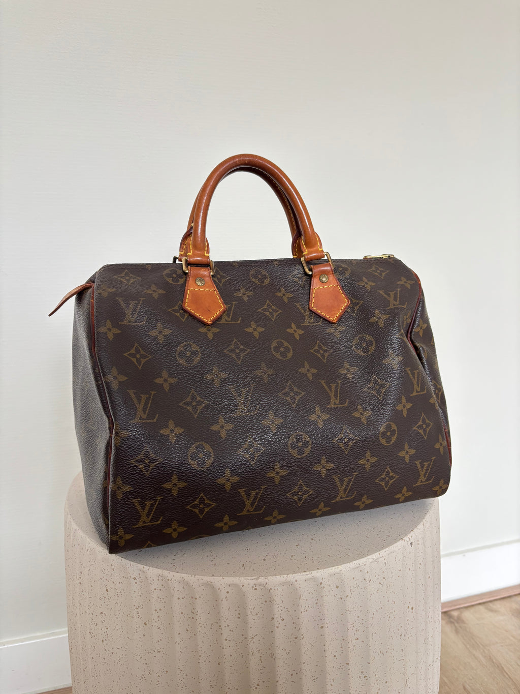 Louis Vuitton Speedy 30