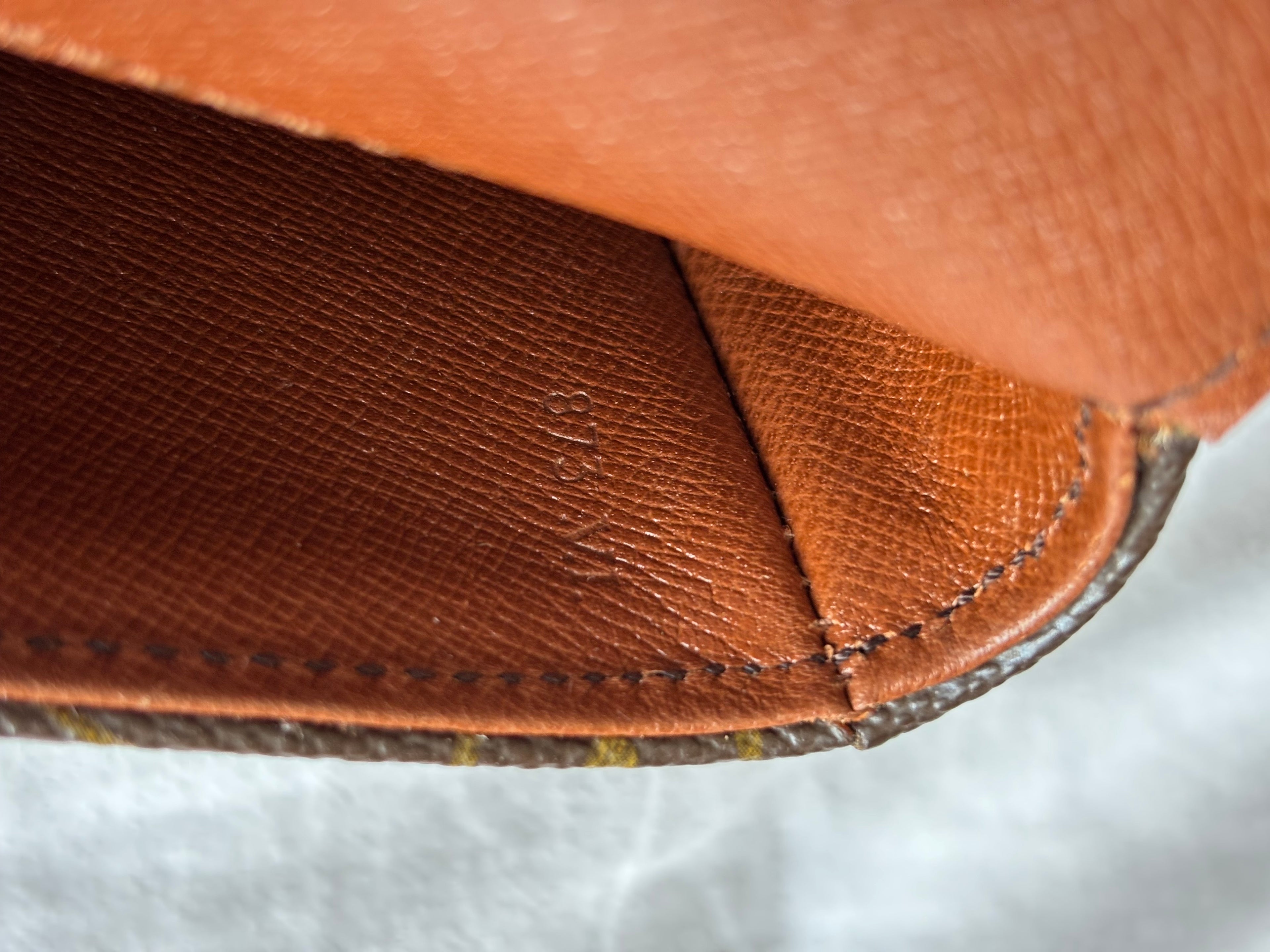 Louis Vuitton Chantilly PM
