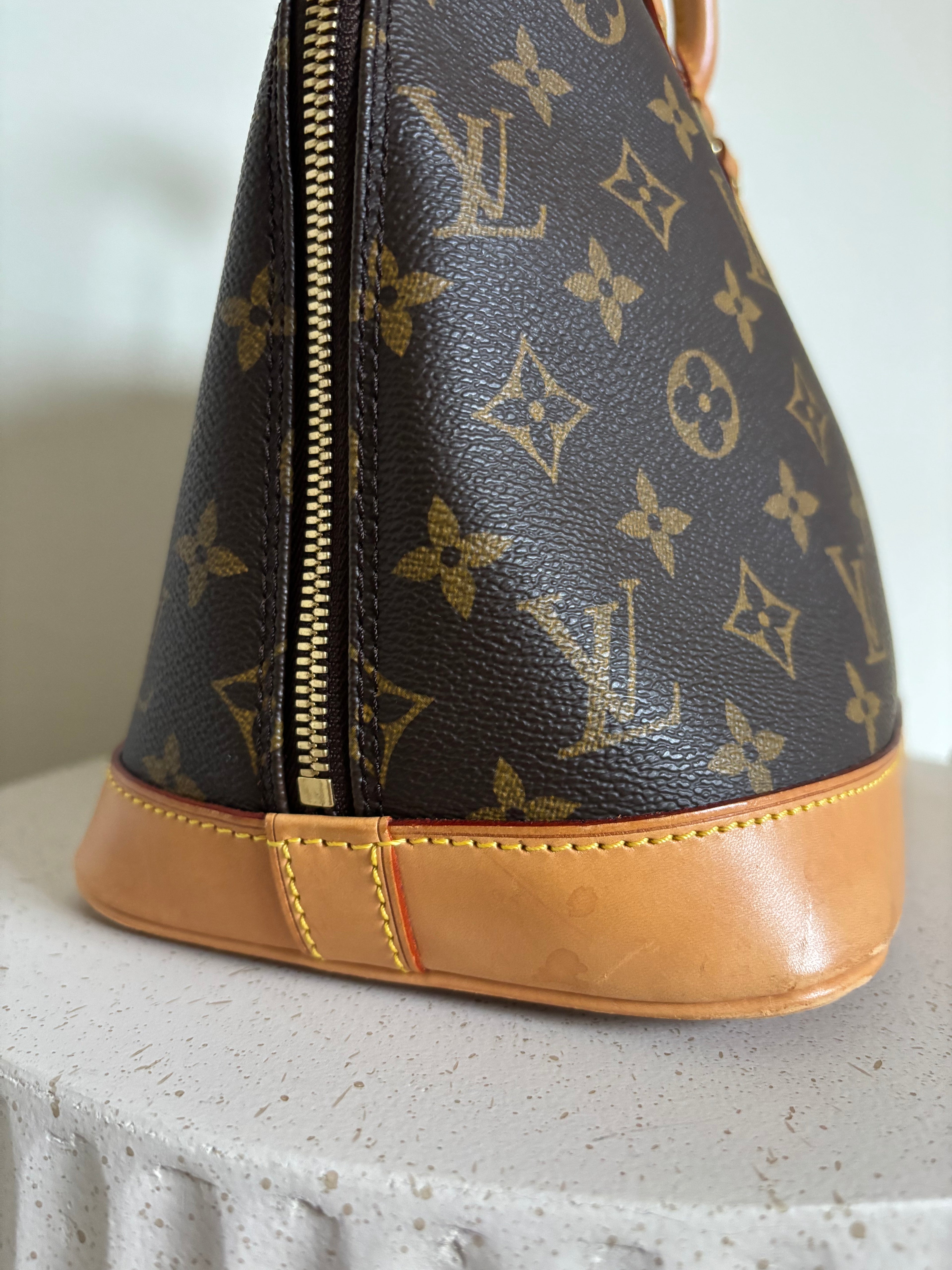 Louis Vuitton Alma PM Monogram