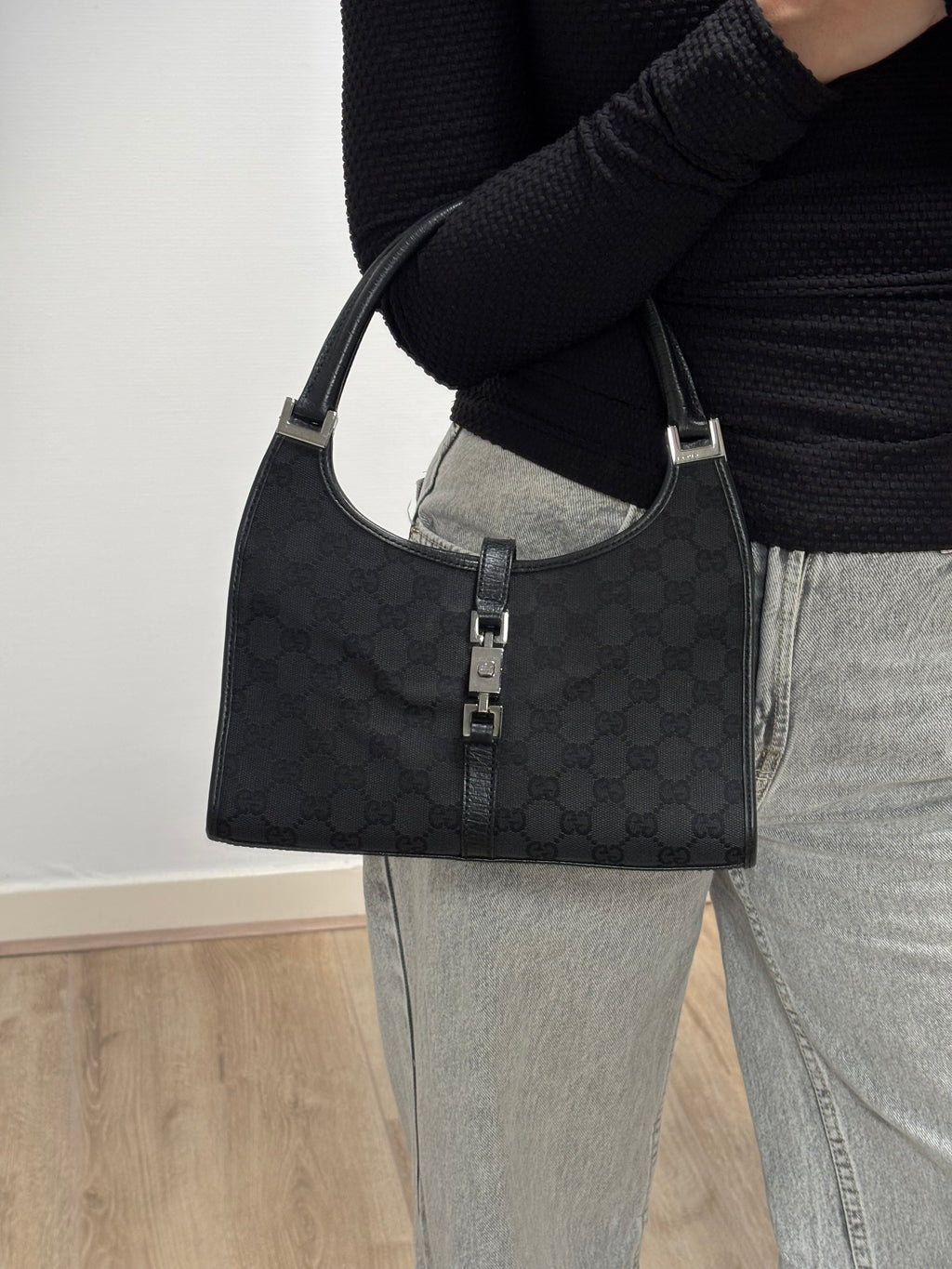 Gucci GG Jackie Bardot