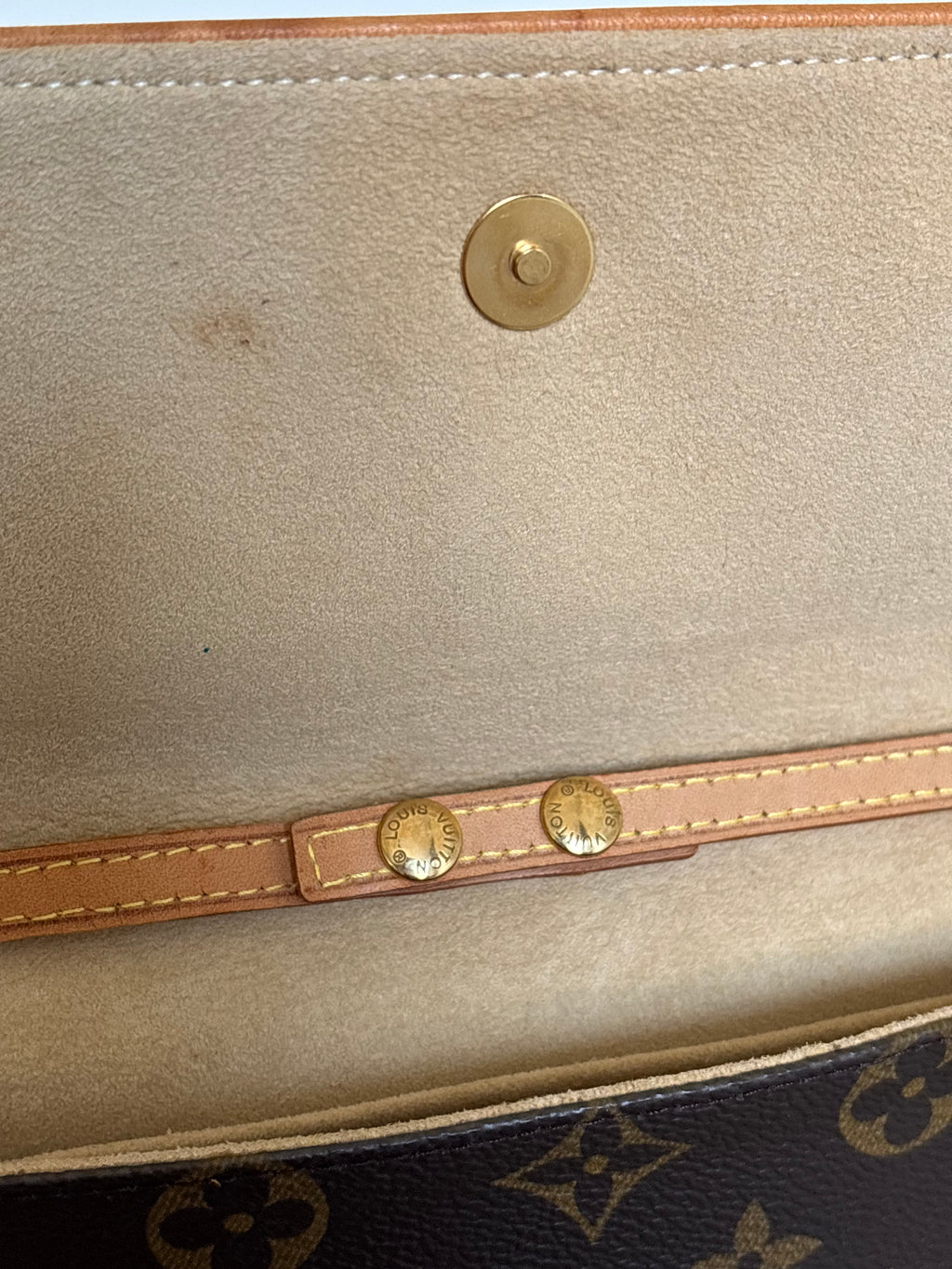 Louis Vuitton Twin Pochette GM