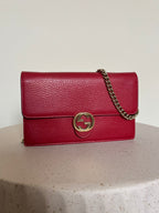 Gucci Interlocking G Wallet on Chain