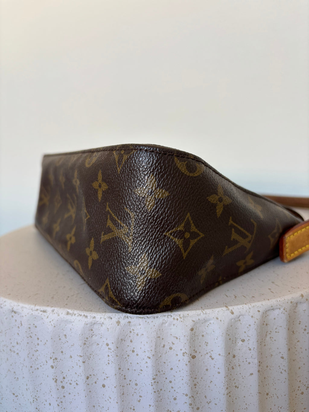 Louis Vuitton Mini Looping