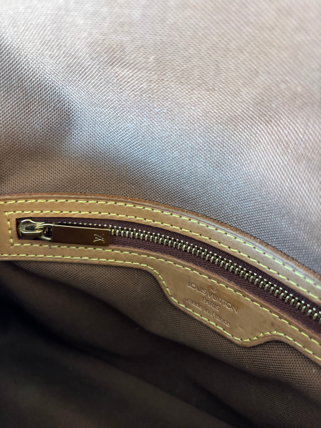 Louis Vuitton Mini Looping