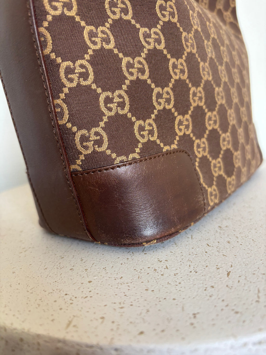 Gucci GG Supreme Hobo Bag