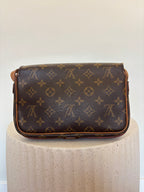 Louis Vuitton St. Germain 24