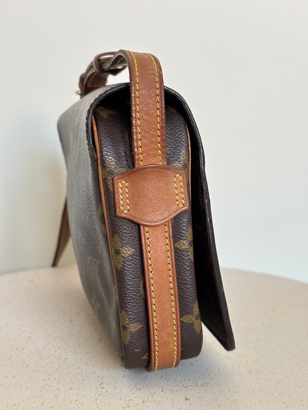 Louis Vuitton St. Germain 24