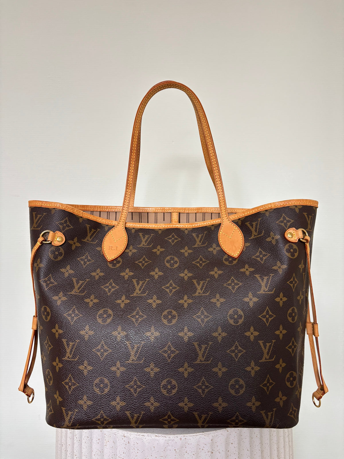 Louis Vuitton Neverfull MM Monogram