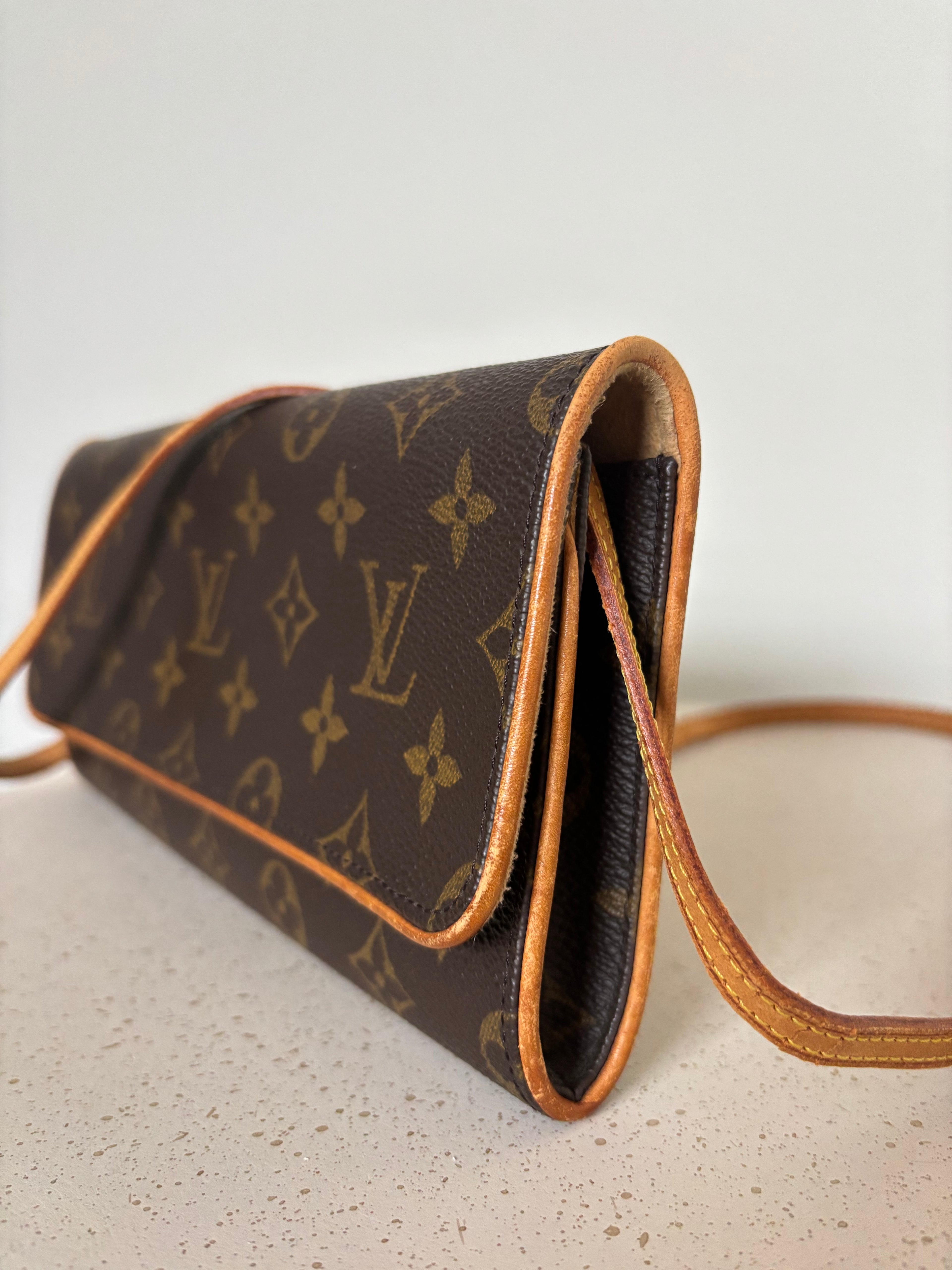 Louis Vuitton Twin GM