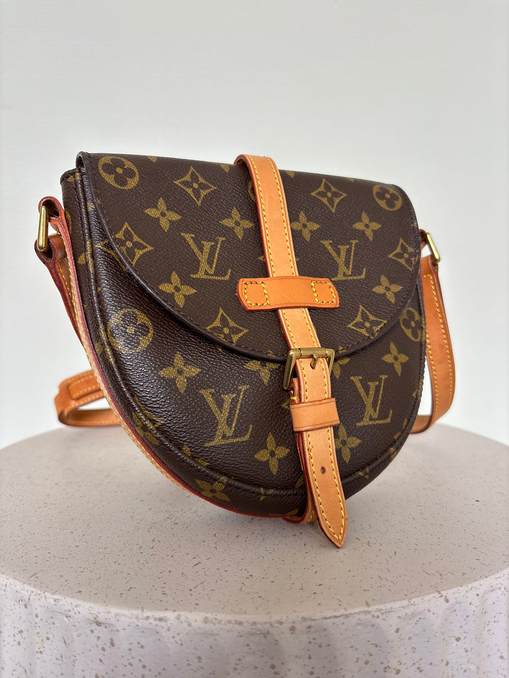 Louis Vuitton Chantilly PM