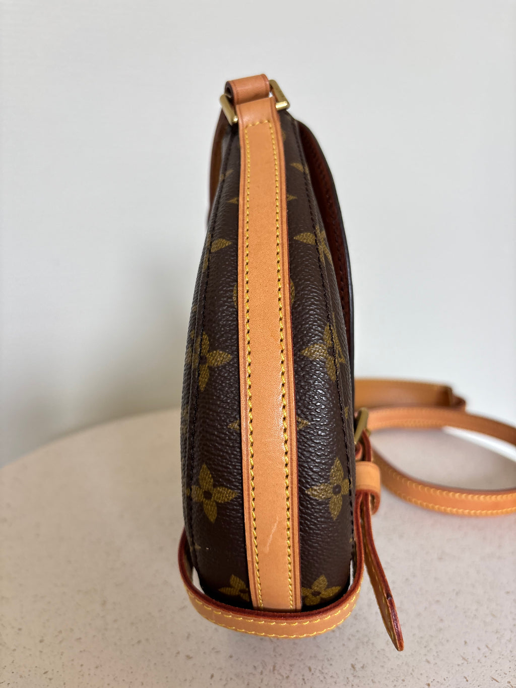 Louis Vuitton Chantilly PM
