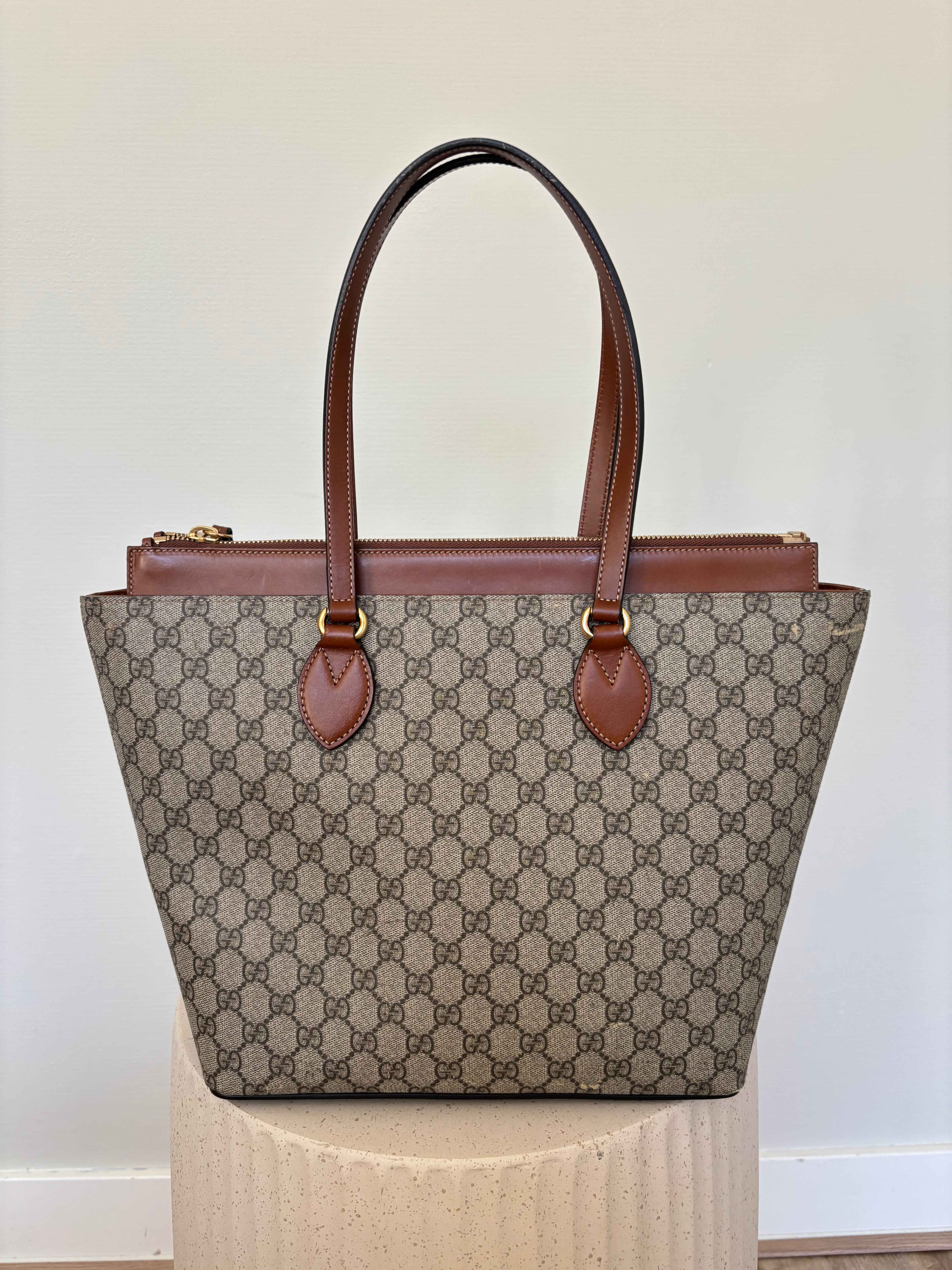 Gucci GG Supreme Tote Bag